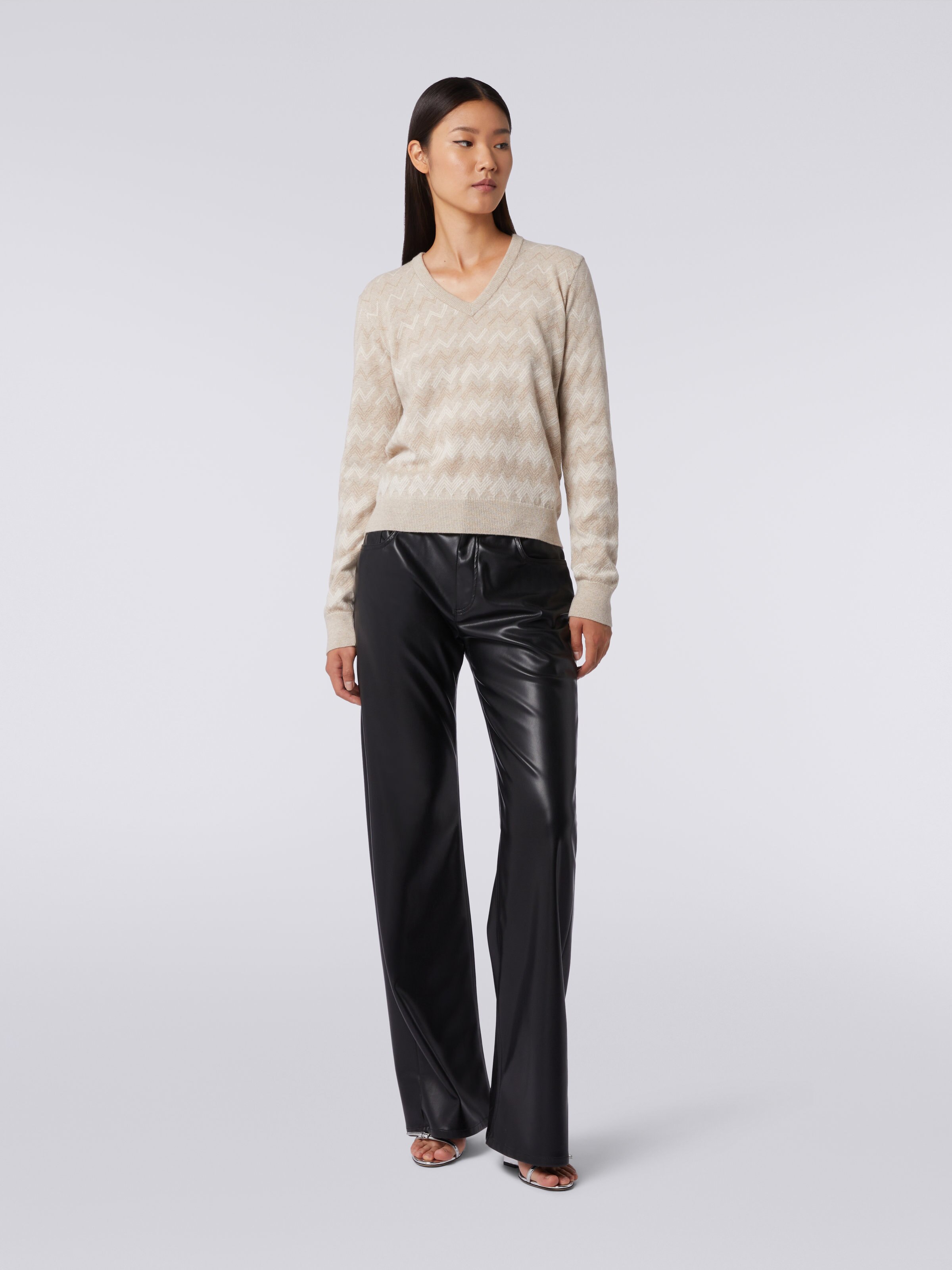 Cashmere V-neck sweater with zigzags, White  - 1