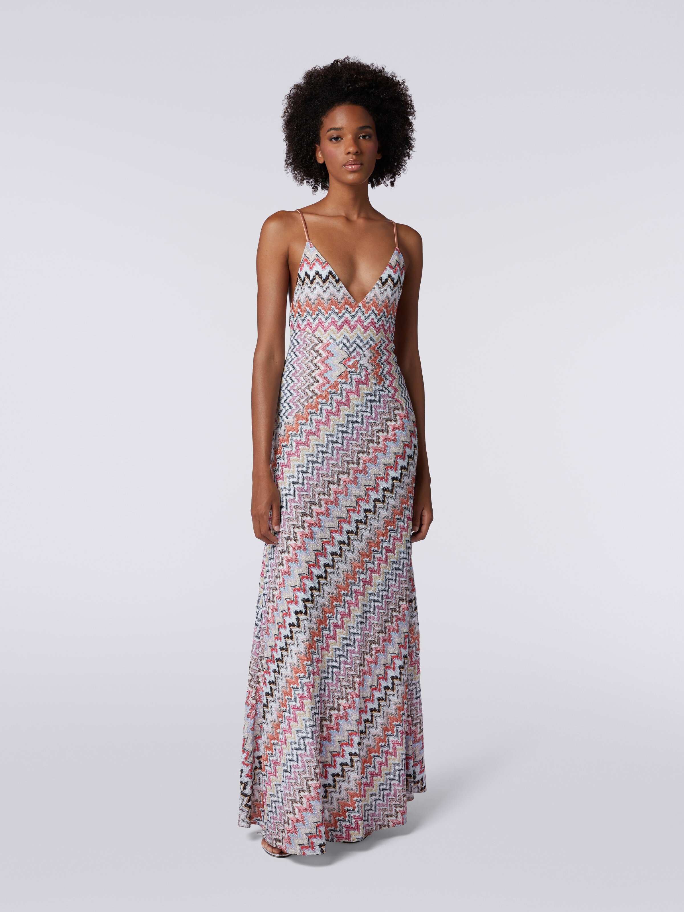 Langes Kleid aus Viskosemischgewebe mit Patchwork-Verarbeitung und Lurex, Mehrfarbig  - 1
