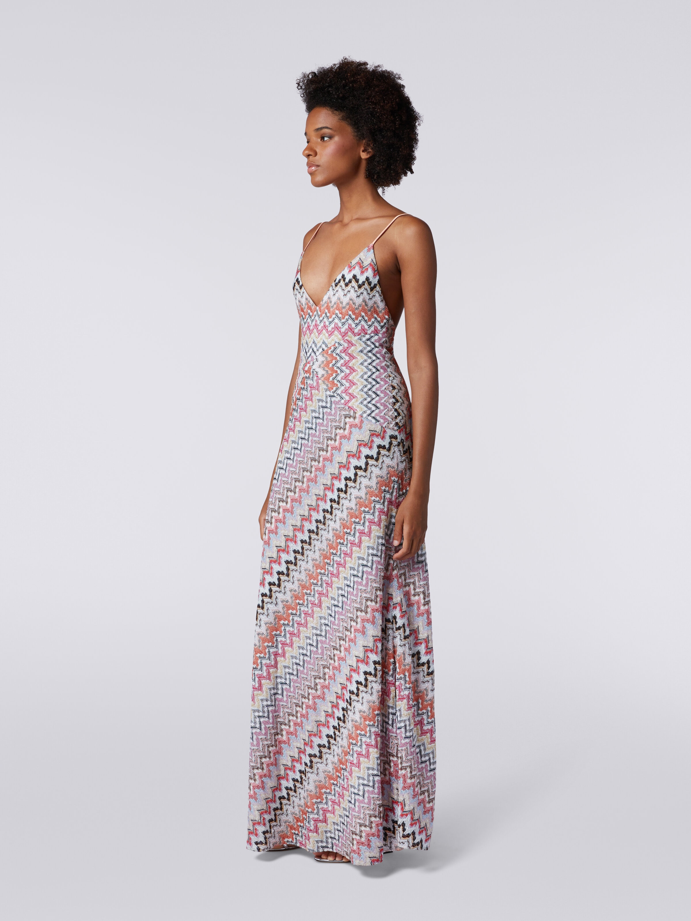 Langes Kleid aus Viskosemischgewebe mit Patchwork-Verarbeitung und Lurex, Mehrfarbig  - 2
