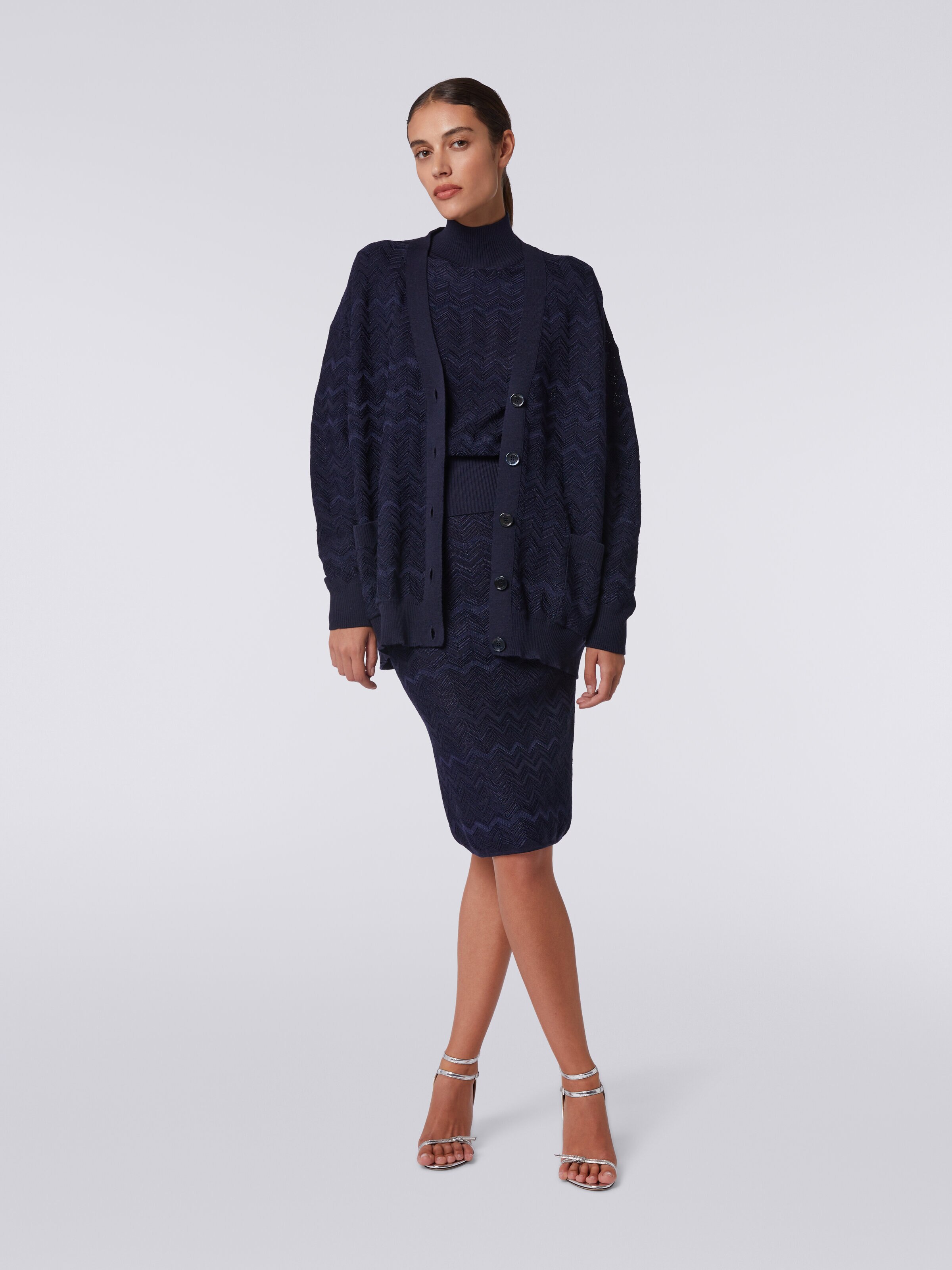 Oversize-Cardigan aus Viskose-Woll-Strick mit Chevronmuster, Dunkelblau - 1