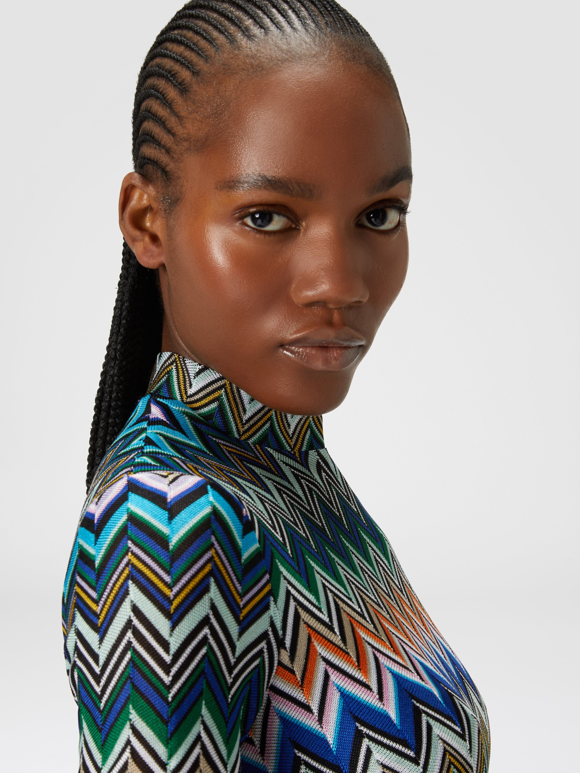 Mini-robe à manches courtes en viscose zig zag, Bleu & Multicolore  - 4