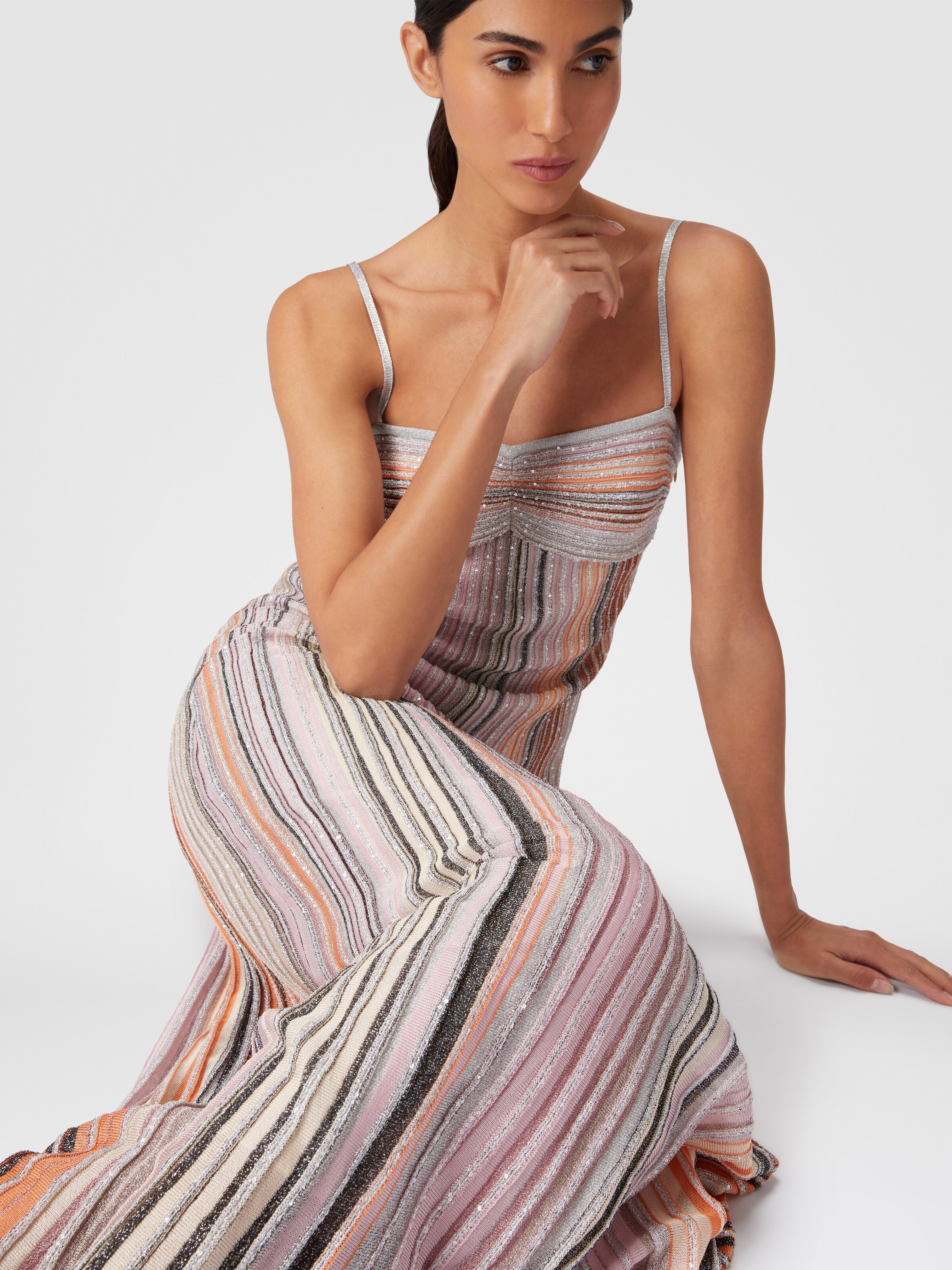 Long sleeveless dress in lamé pleated knit, Multicoloured  - 4
