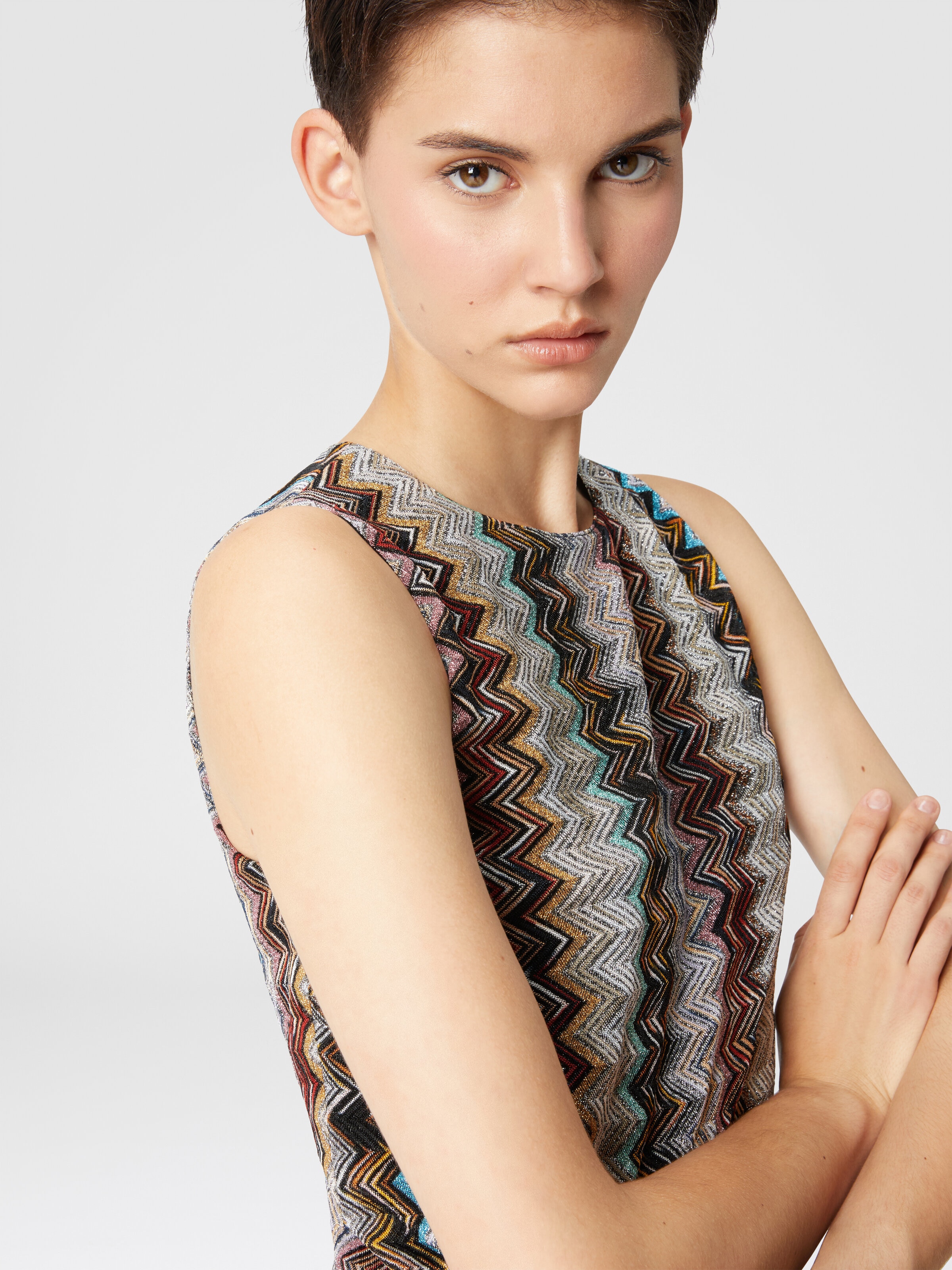 Sleeveless mini-dress in zig zag lamé viscose blend, Multicoloured  - 4