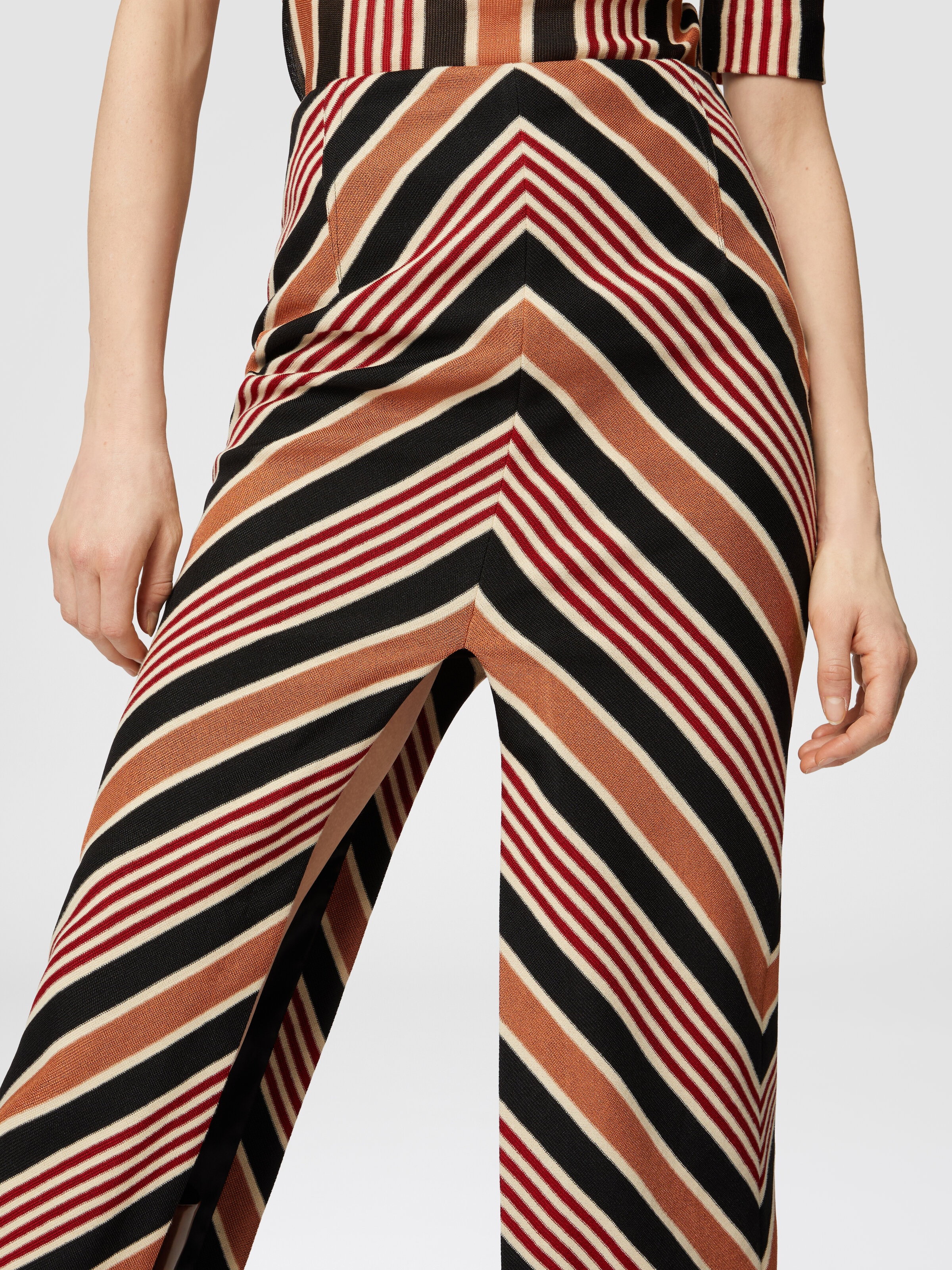 Long skirt with mazxi-slit in cotton and viscose, Multicoloured  - 3