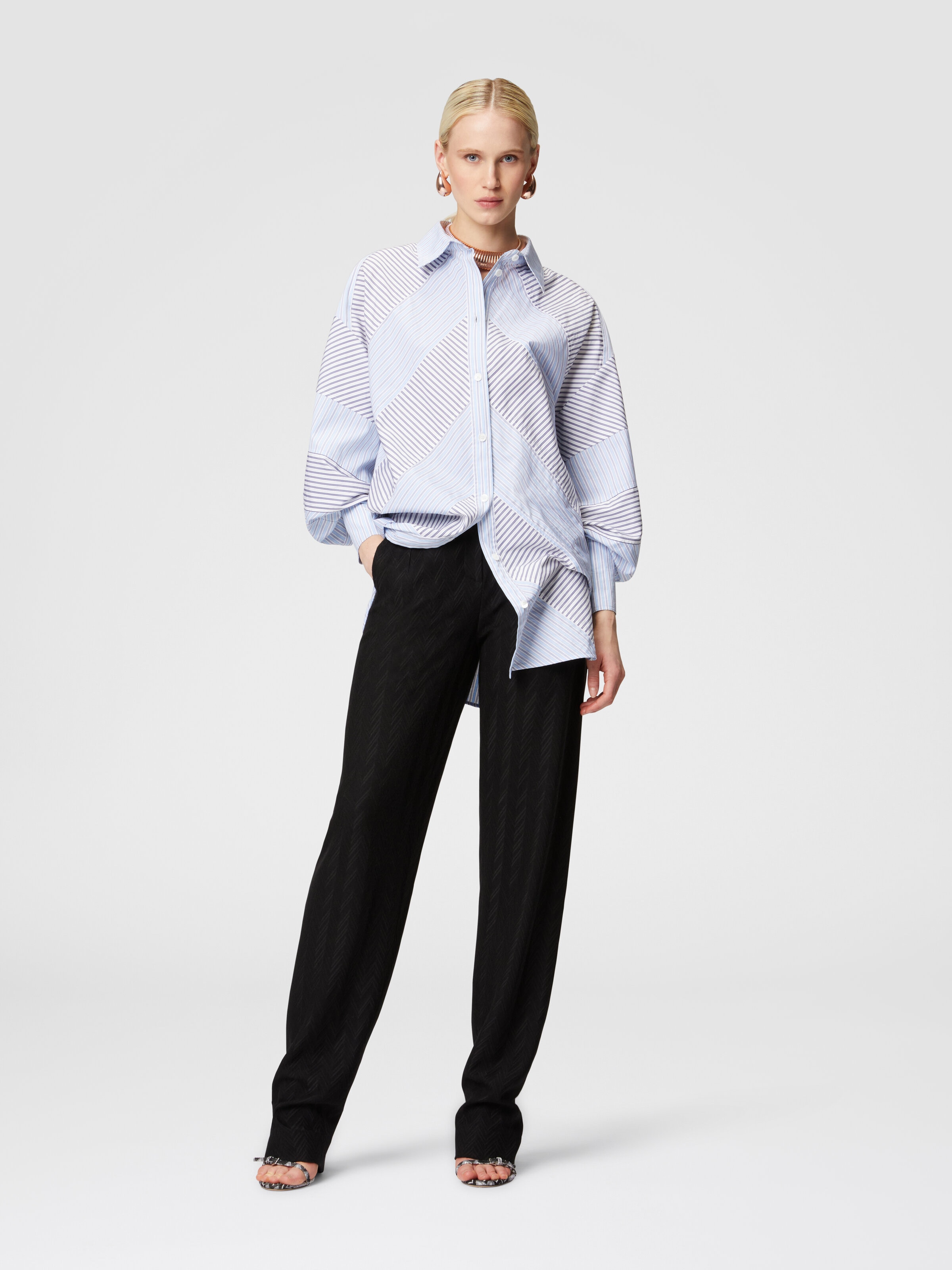 Camisa de popelina de algodón a rayas con mangas anchas, Azul Oscuro - 1