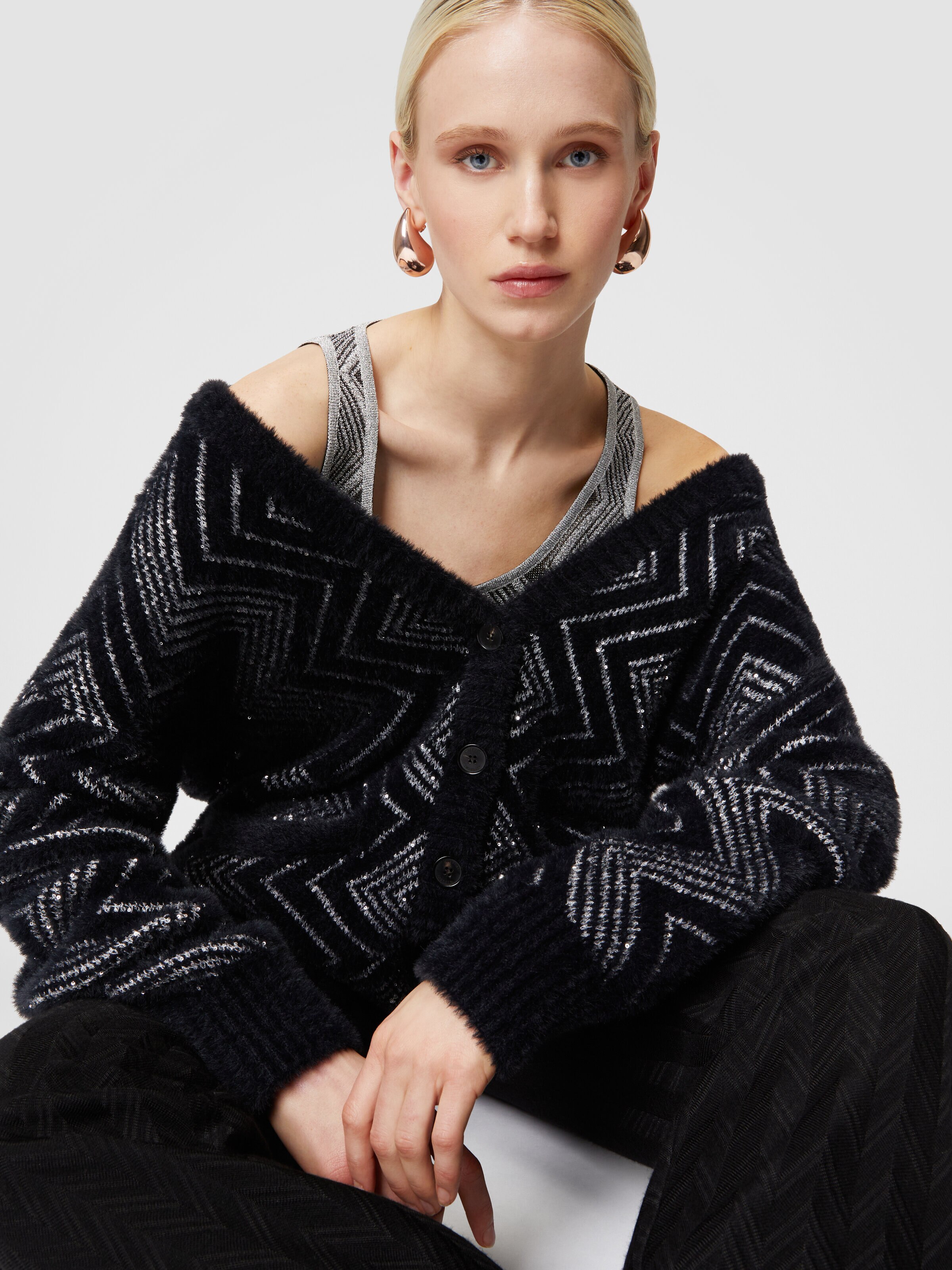 Oversized zig zag cardigan with sequins, Black & Silver - 4