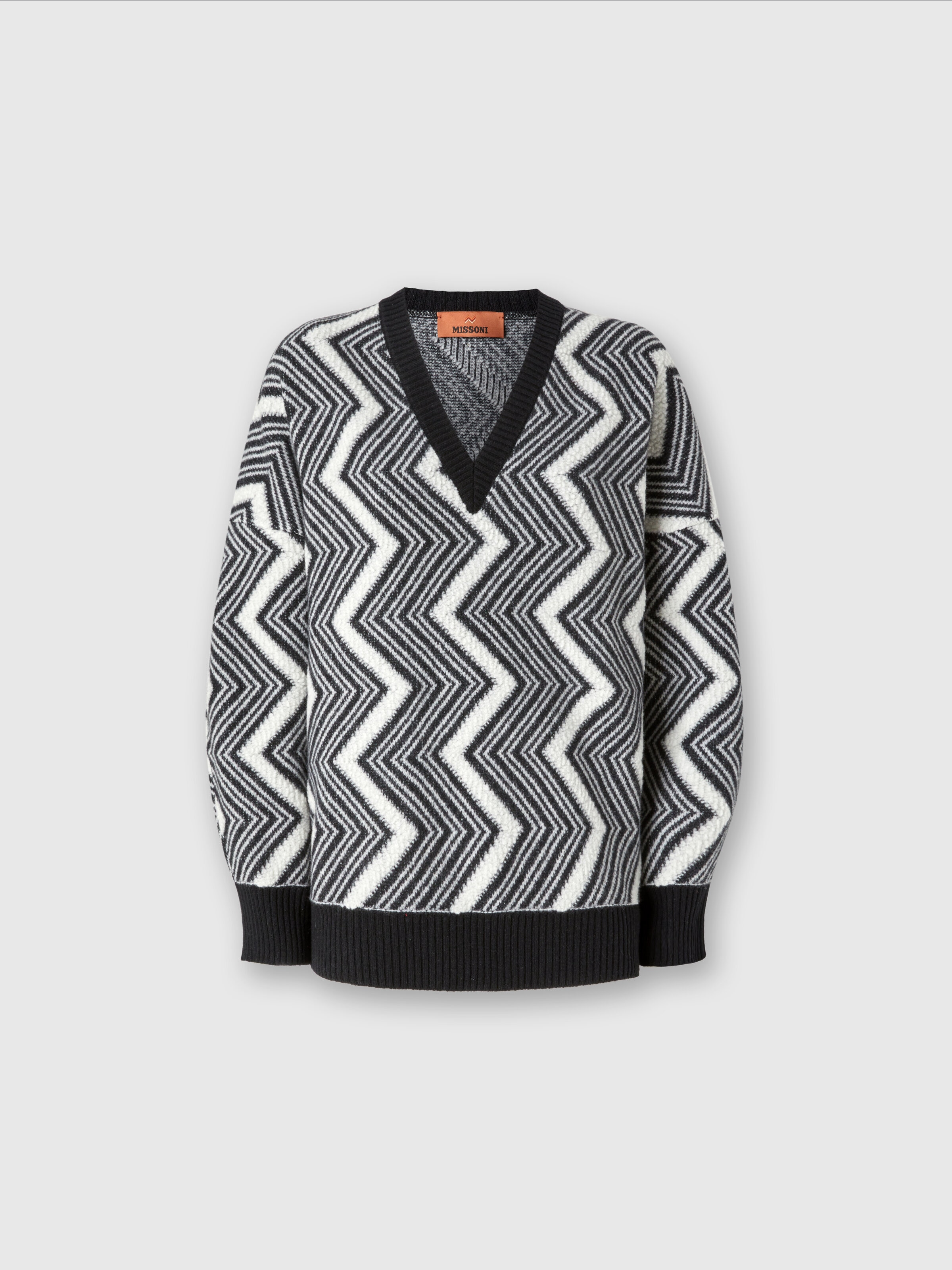 Oversized V-neck pullover in zigzag wool, Black & White - 0