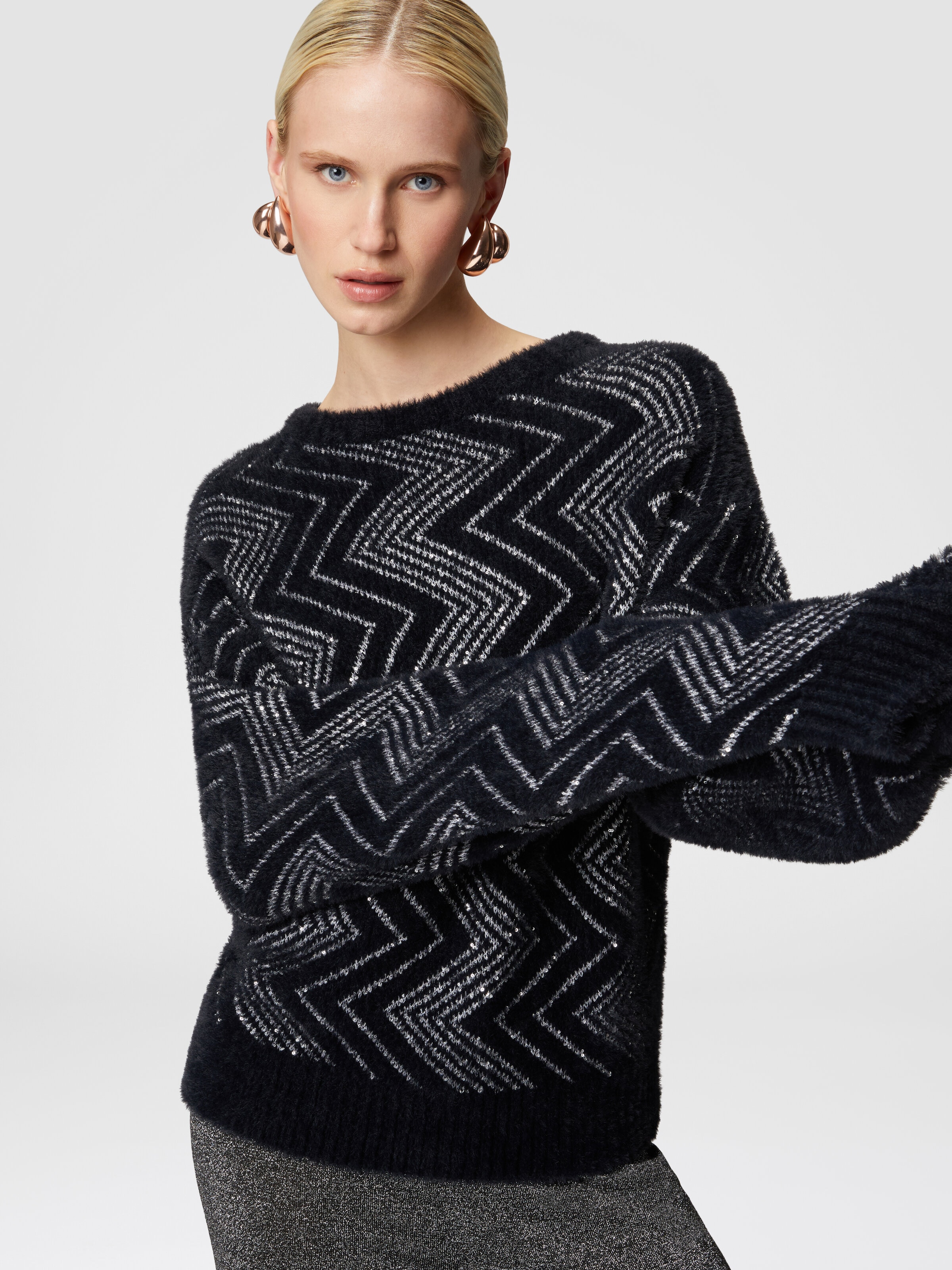 Zigzag crewneck pullover with sequins, Black & Silver - 3
