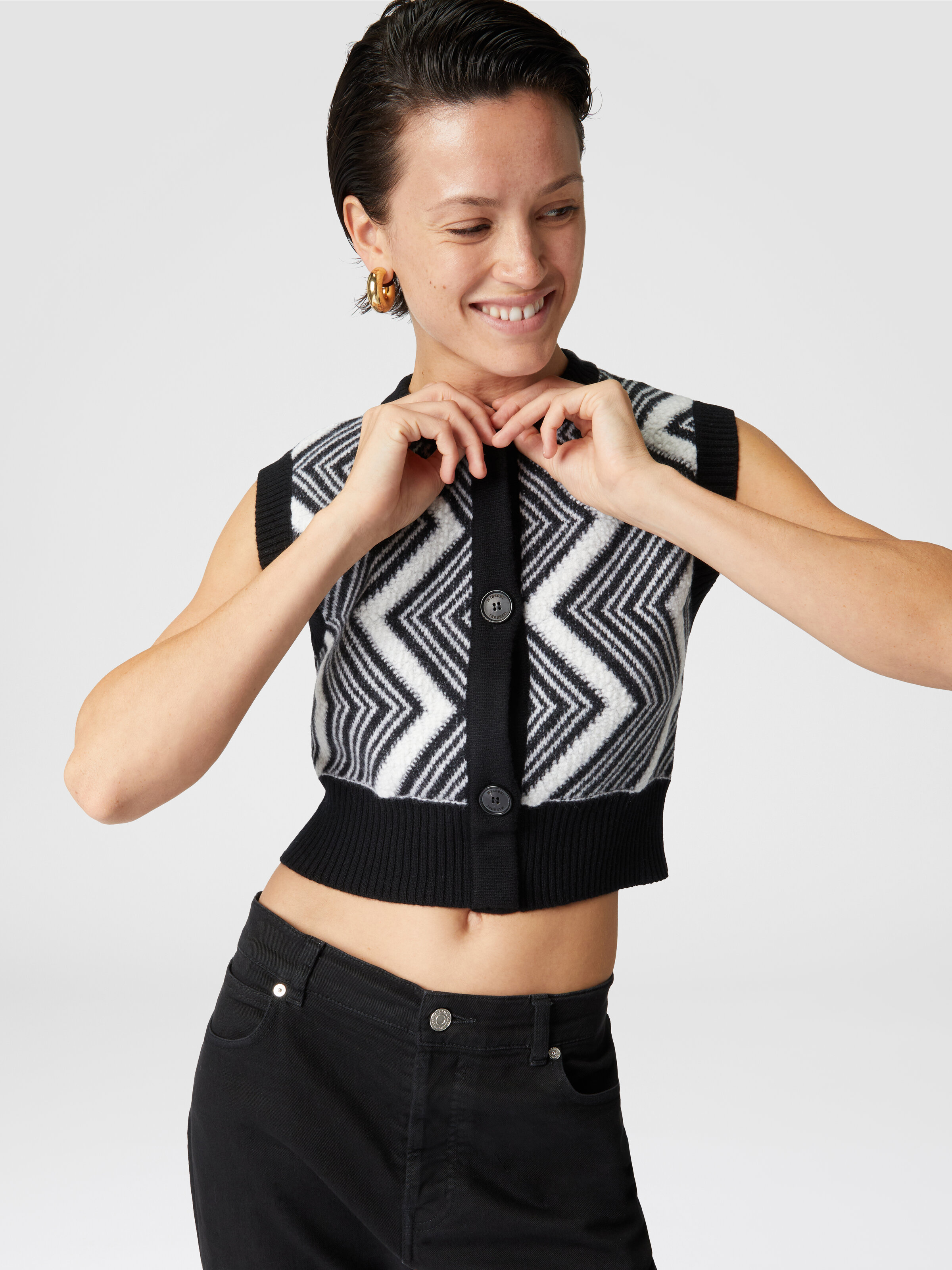 Wool bolero with buttons and terrycloth stitch chevron, Black & White - 3