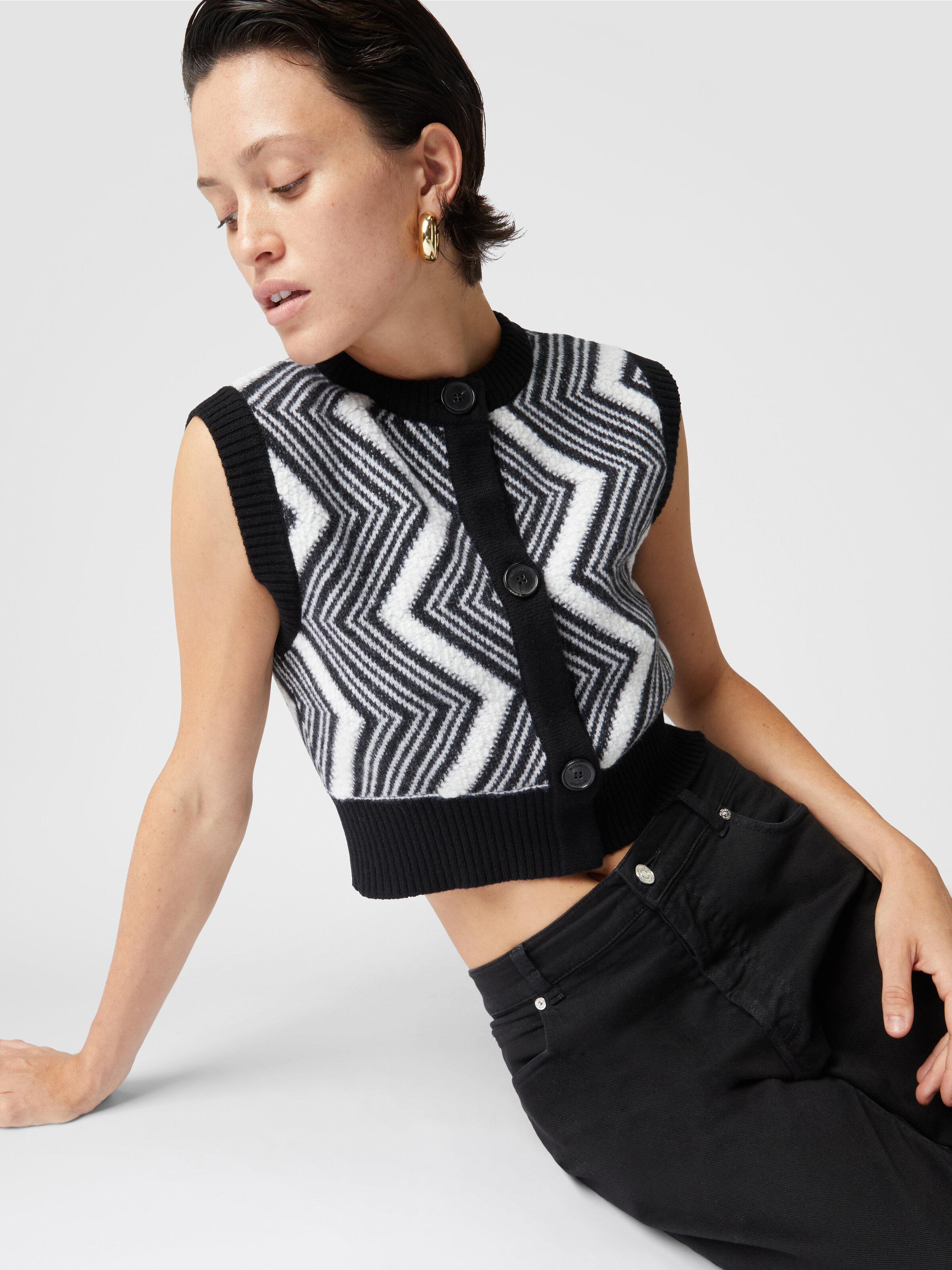 Wool bolero with buttons and terrycloth stitch chevron, Black & White - 4