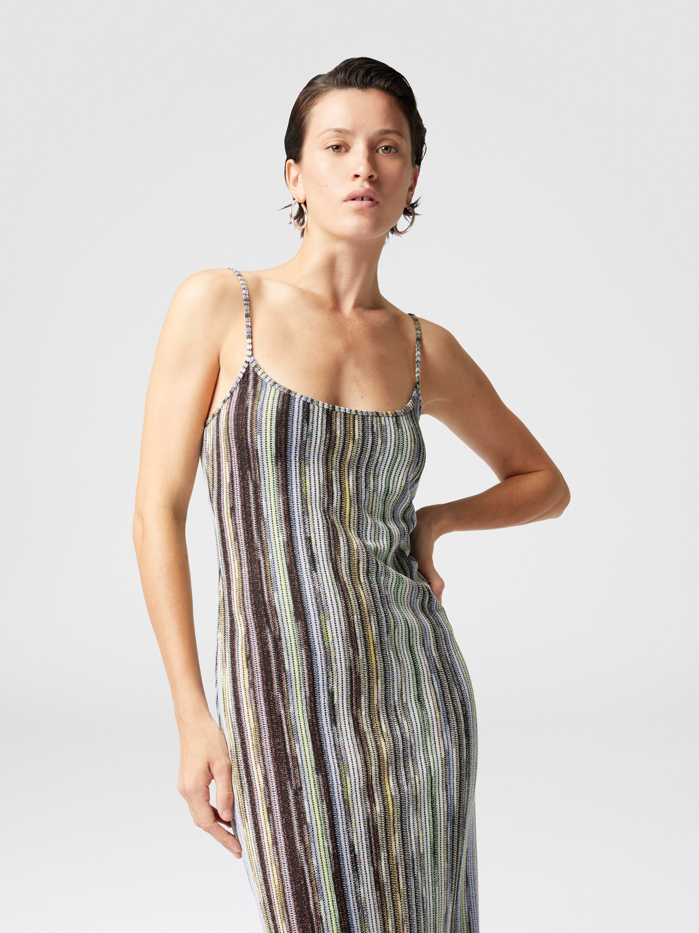 Long sleeveless dress in striped lamé slub viscose, Multicoloured  - 3