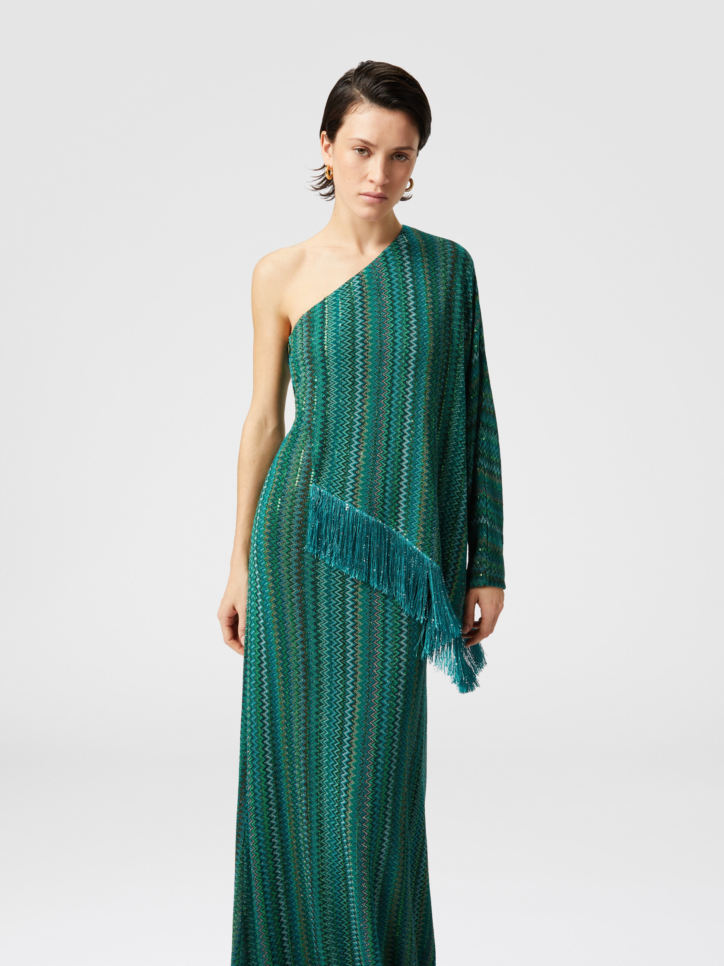 Vestido largo en zigzag de un solo hombro con lentejuelas y flecos, Multicolor  - 3