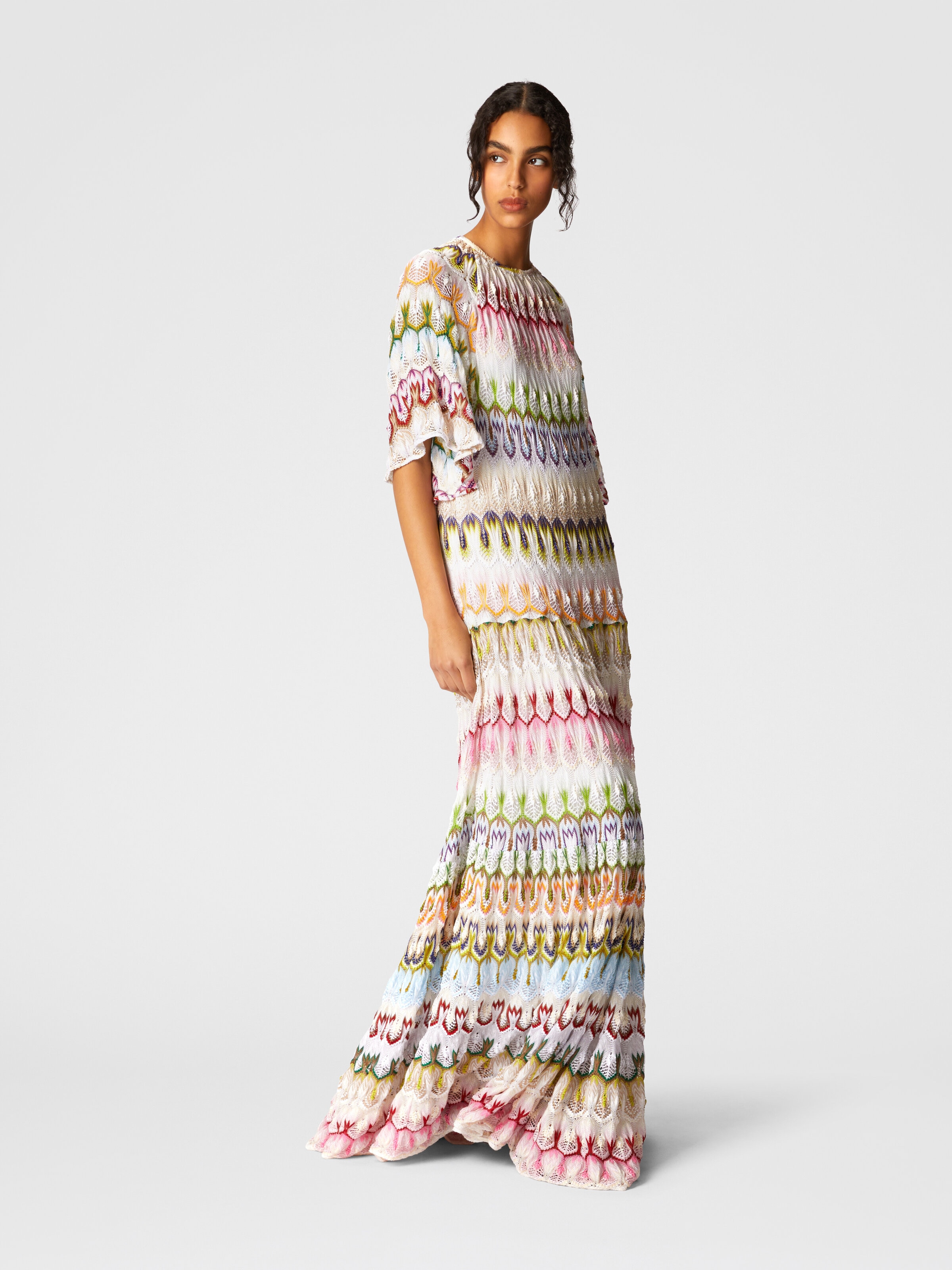 Vestido largo de manga corta con detalles florales de encaje, Multicolor  - 1