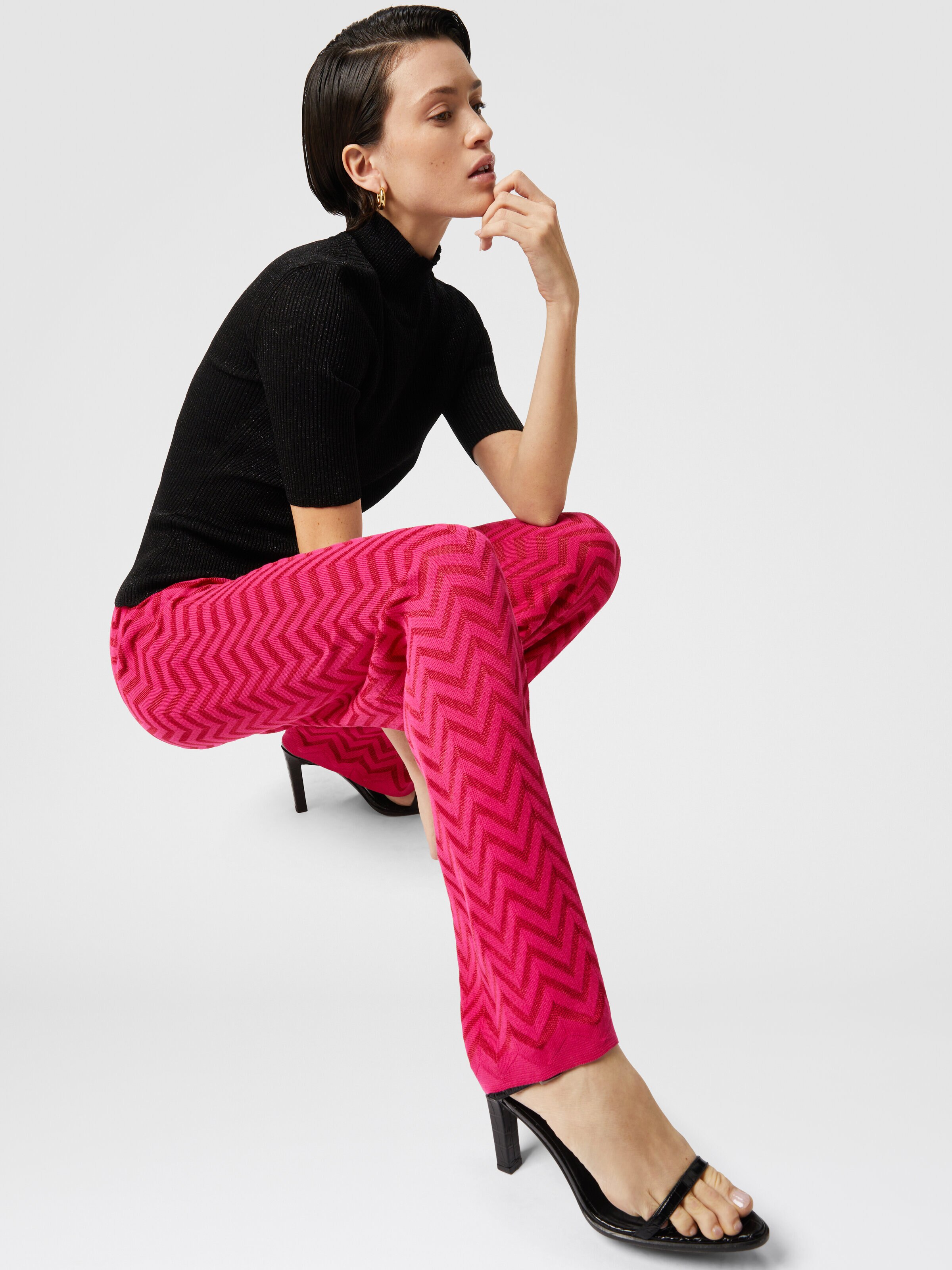 Tonal chevron pattern straight trousers, Magenta Red - 3