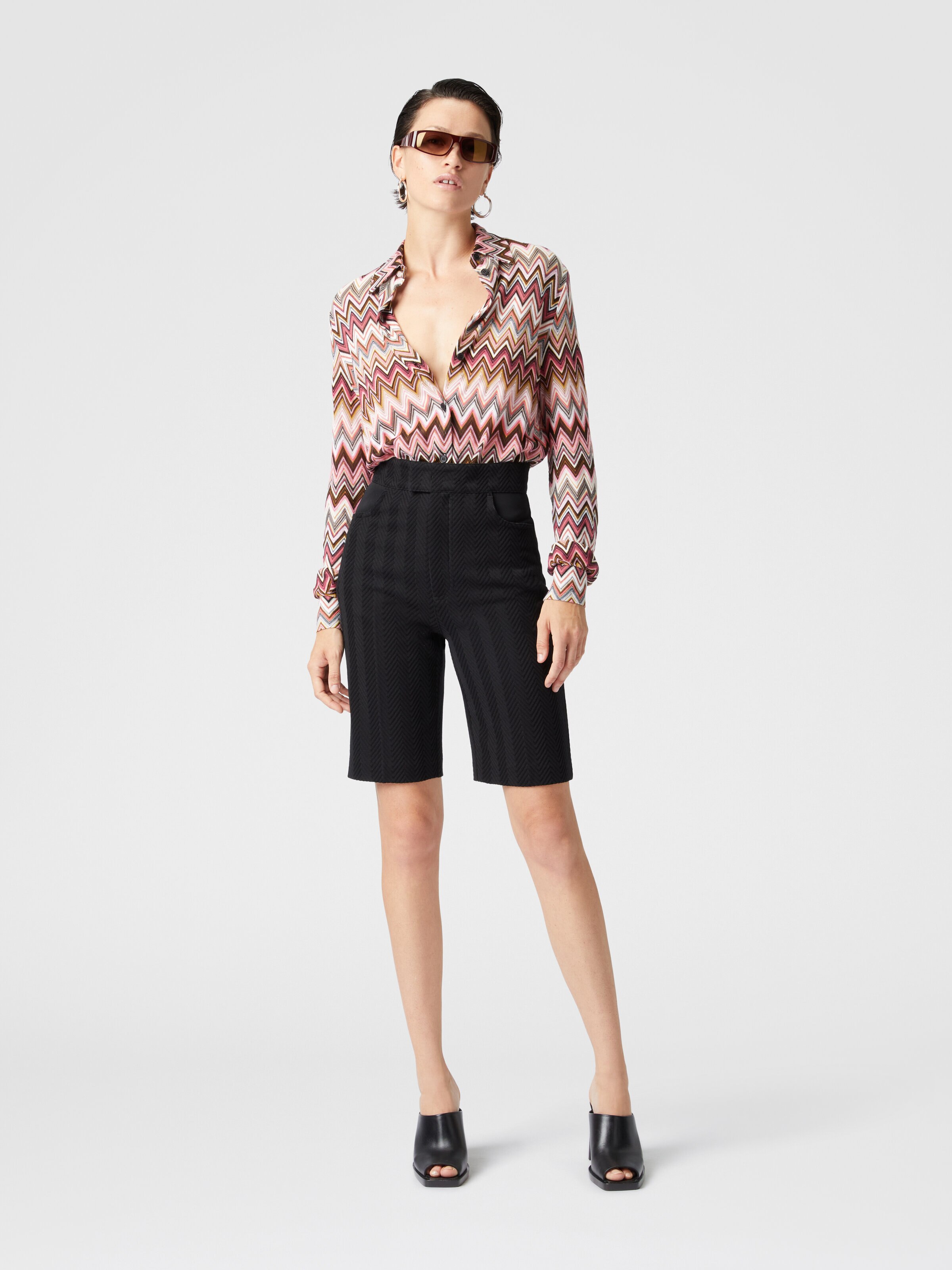 Tone-on-tone zigzag cotton and viscose Bermuda shorts, Black - 1