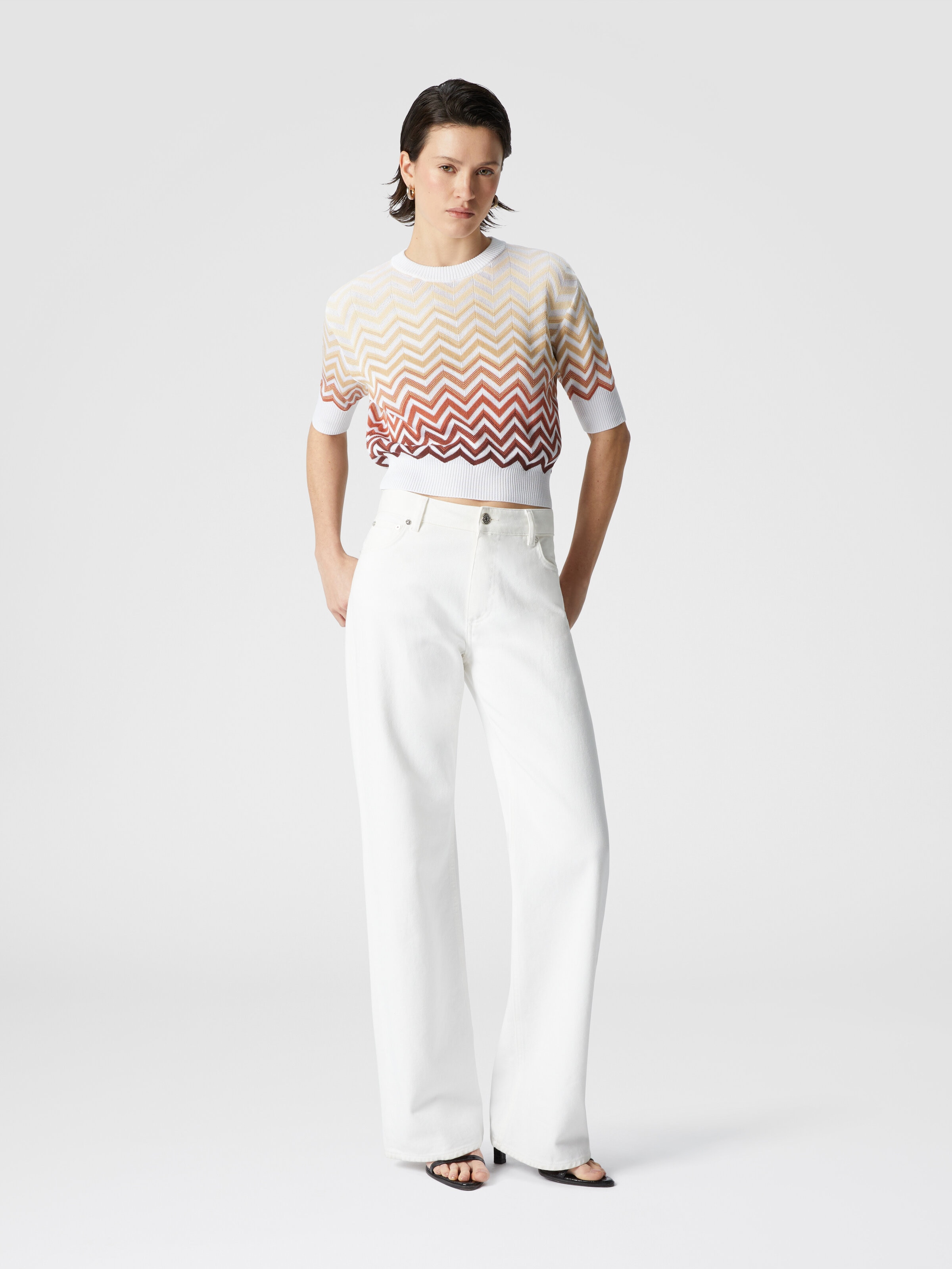Short-sleeved crewneck sweater with dégradé chevron motif, Multicoloured  - 1