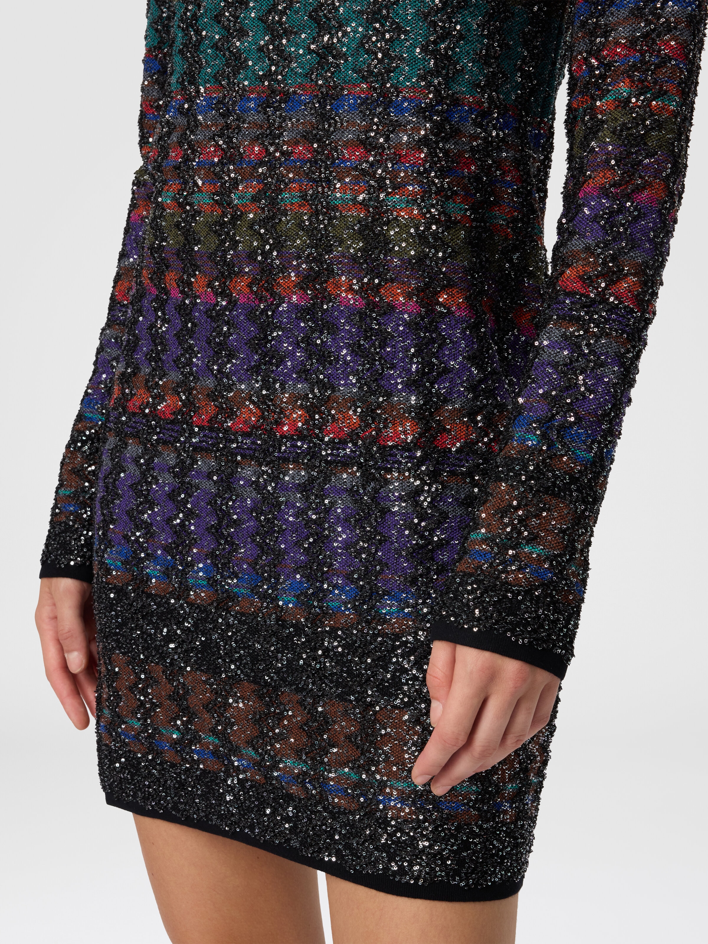 Minikleid mit Chevron- und Streifenmuster, Mehrfarbig  - 4
