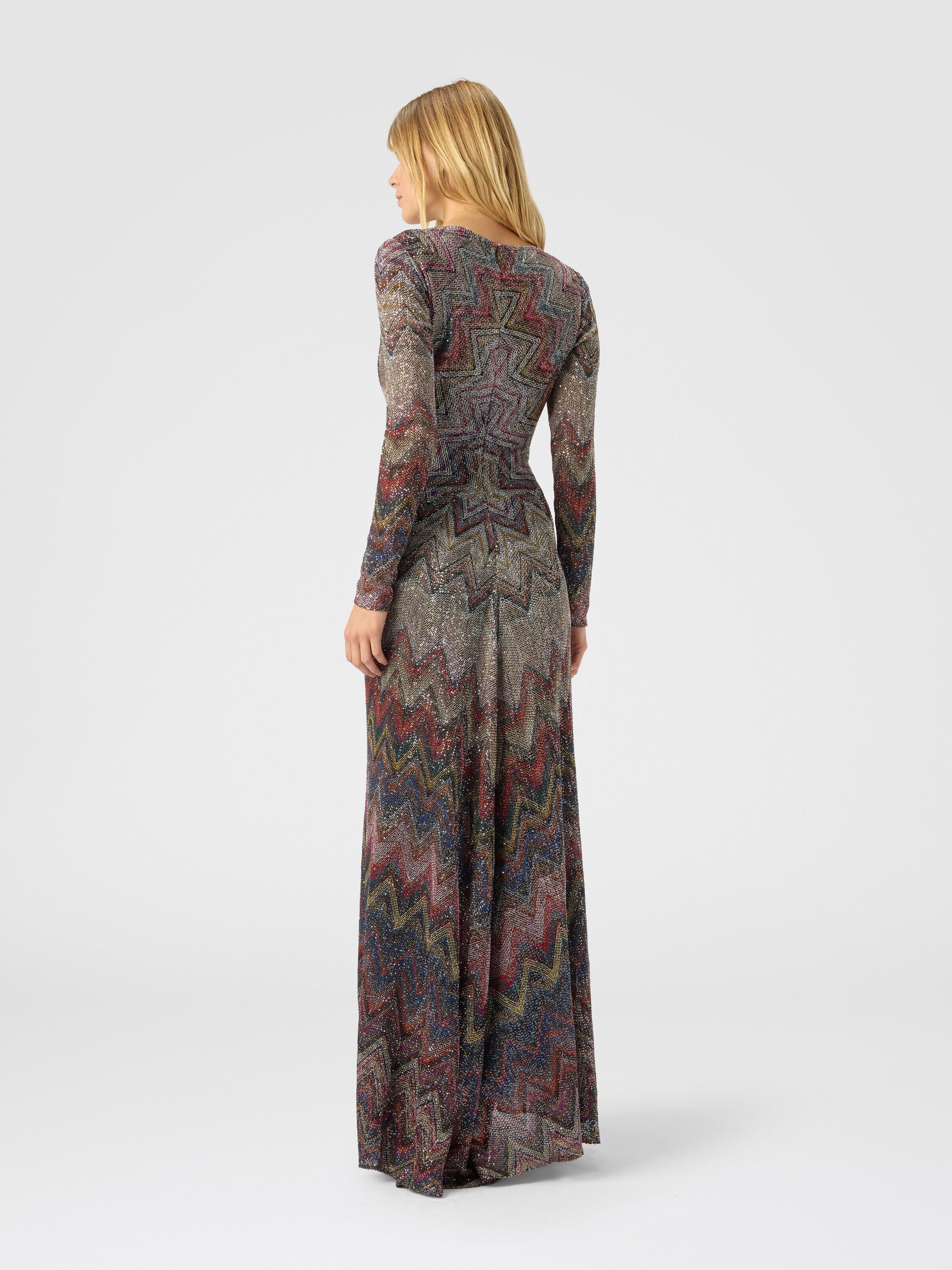 Long dress with v-neck and zigzag pattern, Multicoloured  - 2