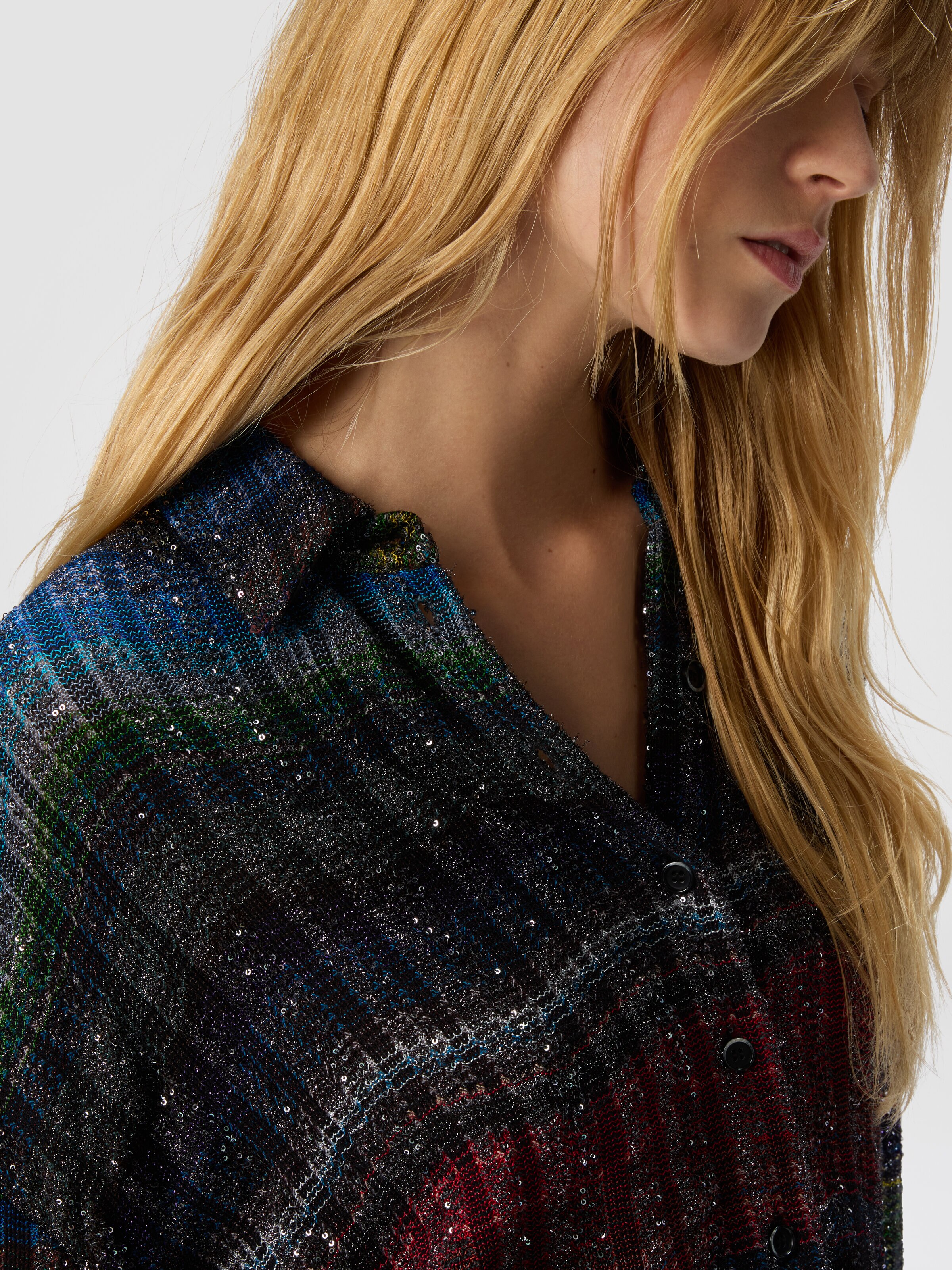 Midi dress with v-neck and wave pattern, Multicoloured  - 4