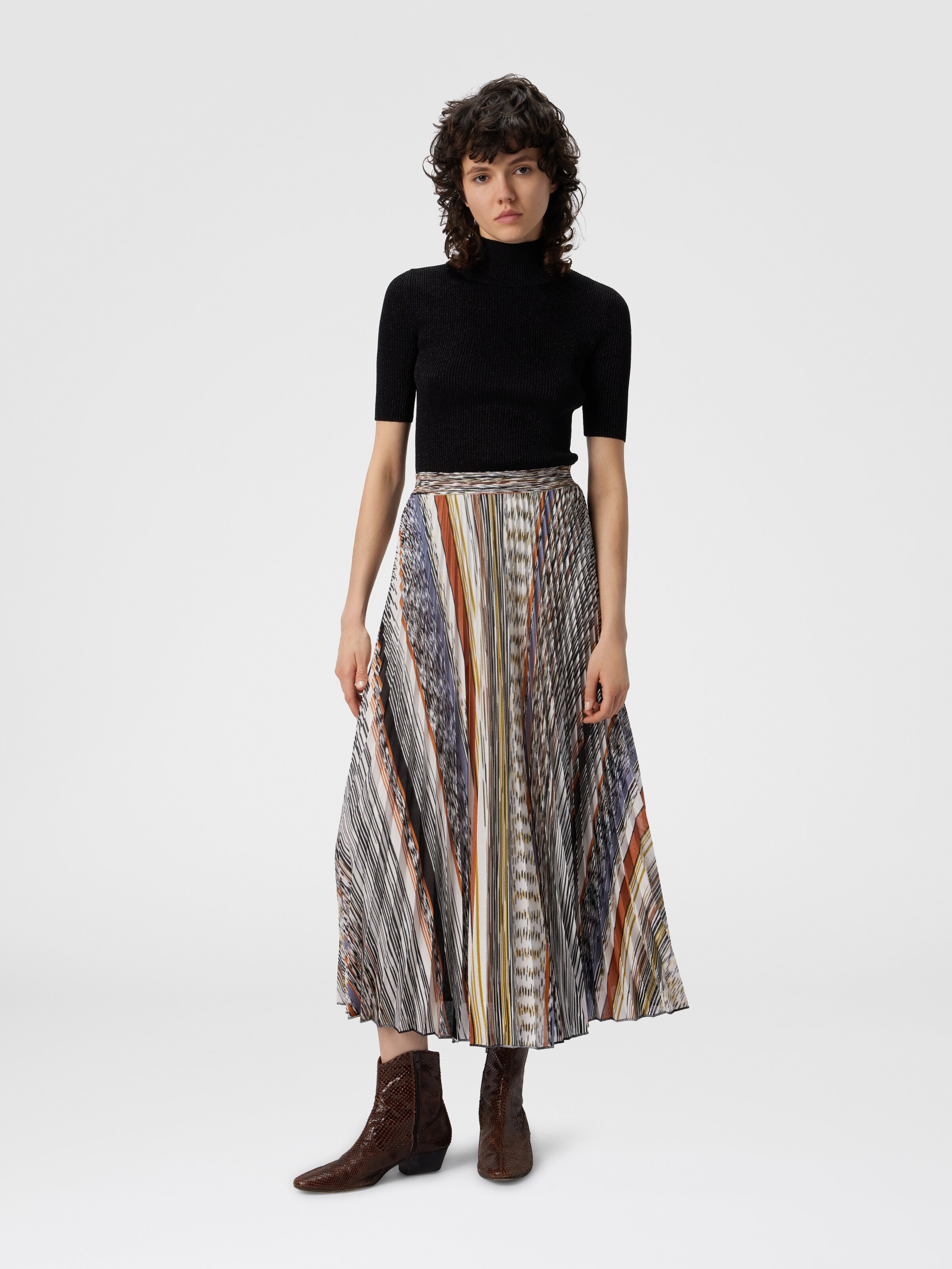 Pleated Midi Skirt in Knit, Multicoloured  - 1