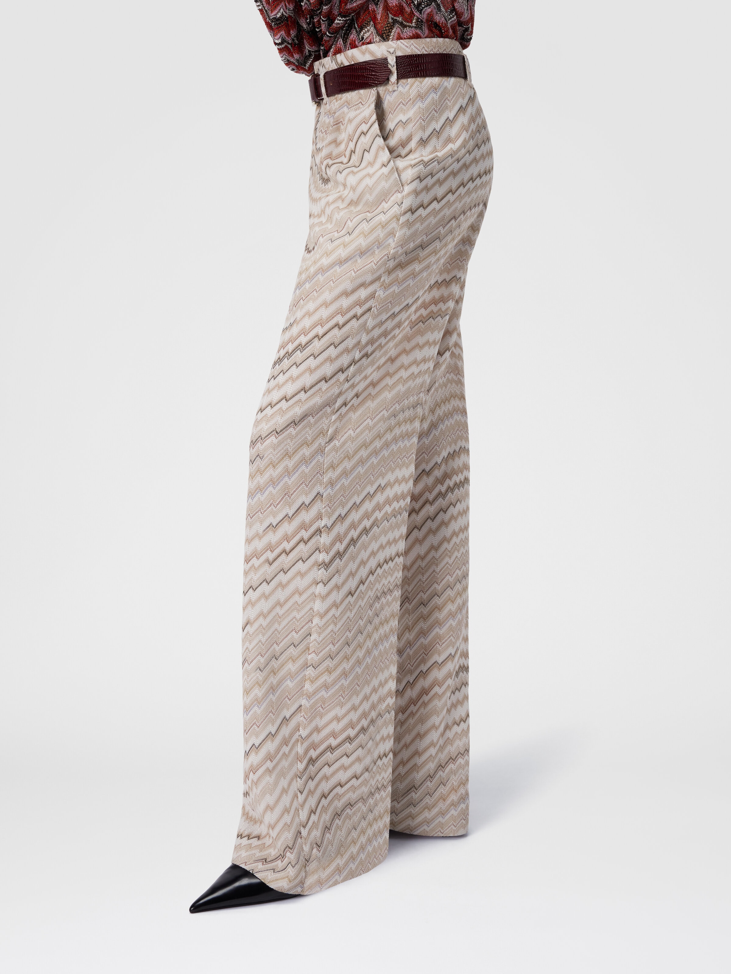 Maßgeschneiderte Hose mit mittlerer Taille und Zickzackmuster, Weiß  - 3