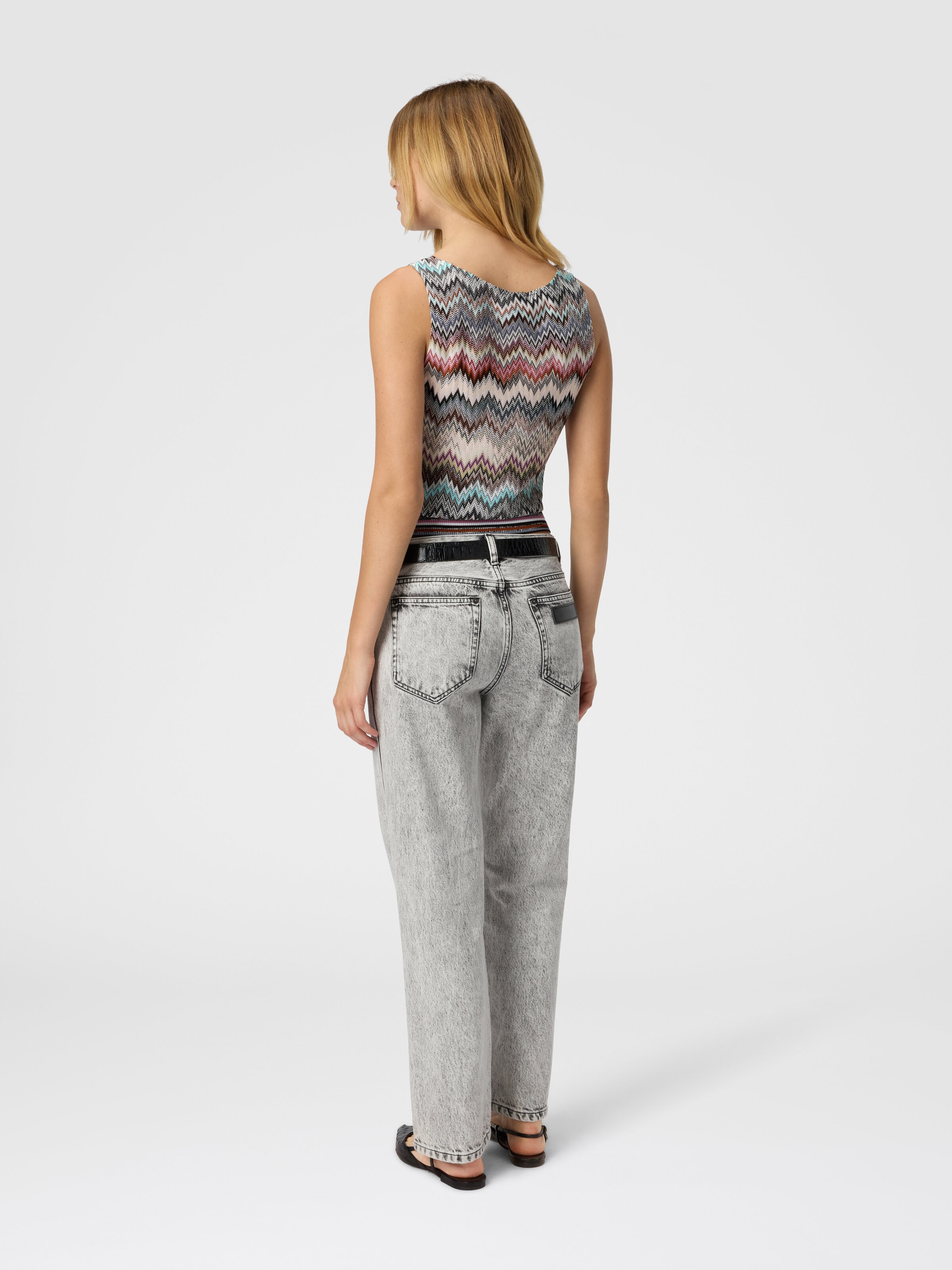 Top sin mangas de viscosa con zigzag, Multicolor  - 2