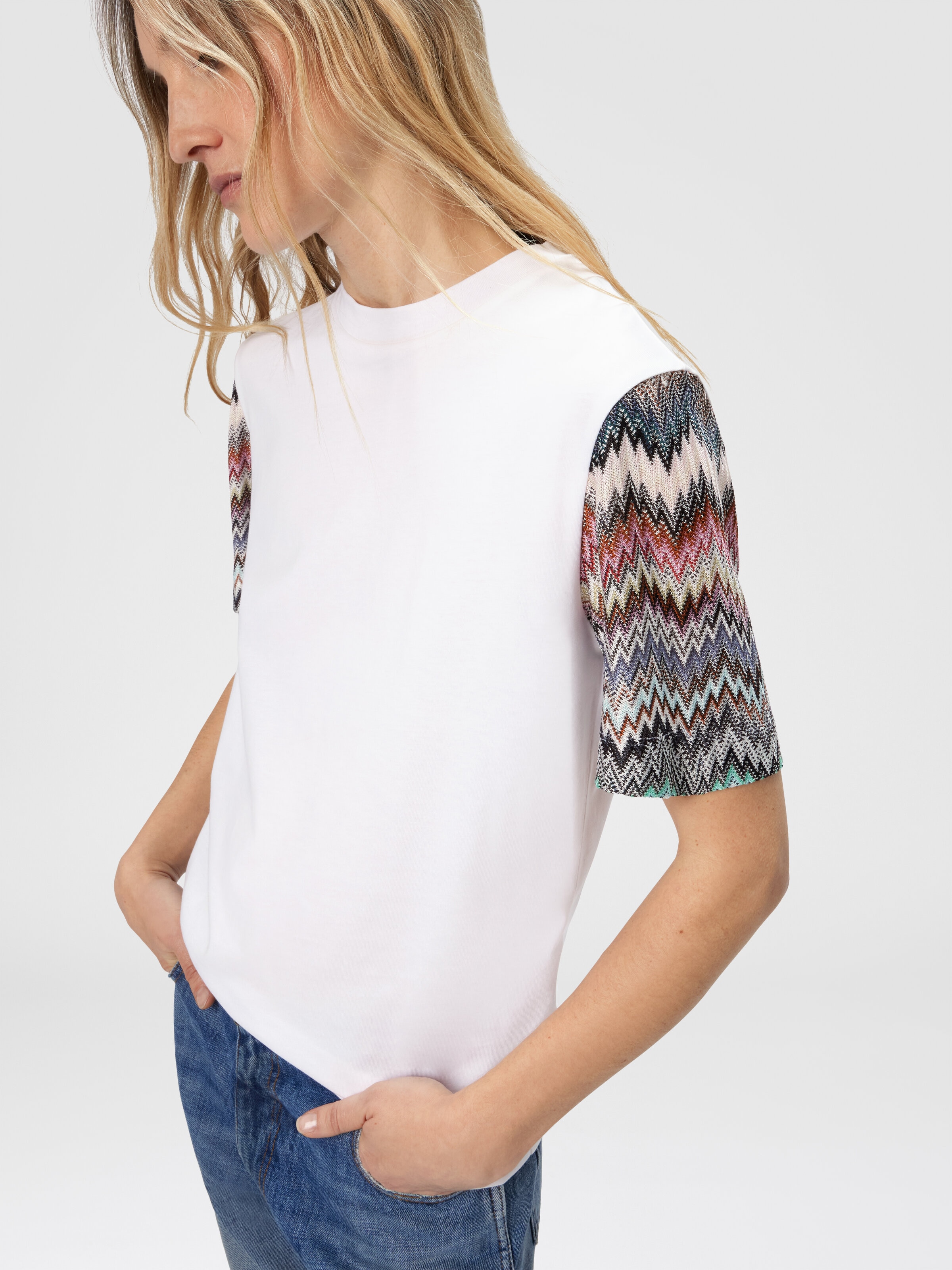 Short Sleeve T-Shirt with Snake Pattern Insert, White  - 3