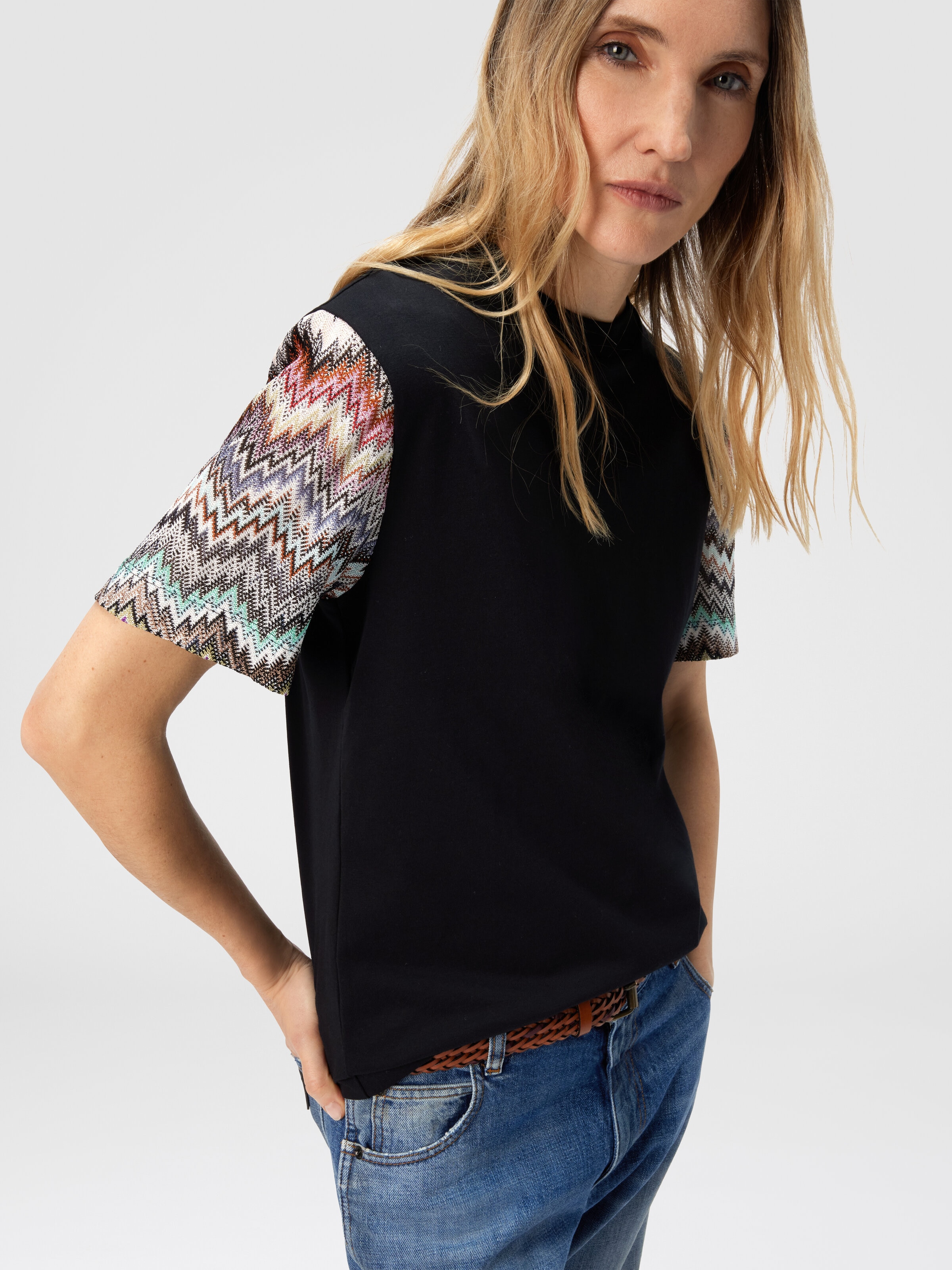 Short Sleeve T-Shirt with Snake Pattern Insert, Black - 4