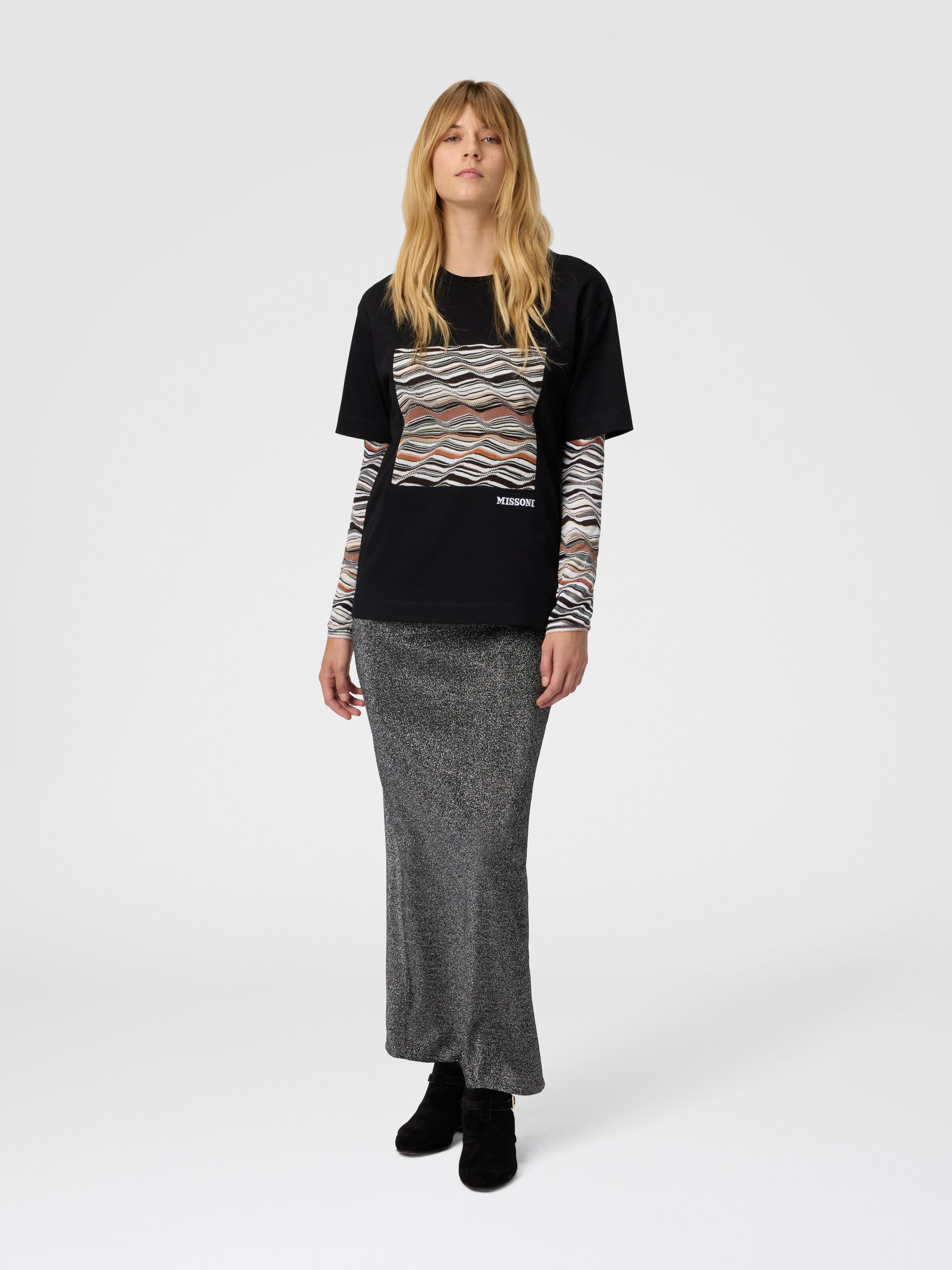 Short Sleeve T-Shirt with Knit Insert and Logo, Black - 1