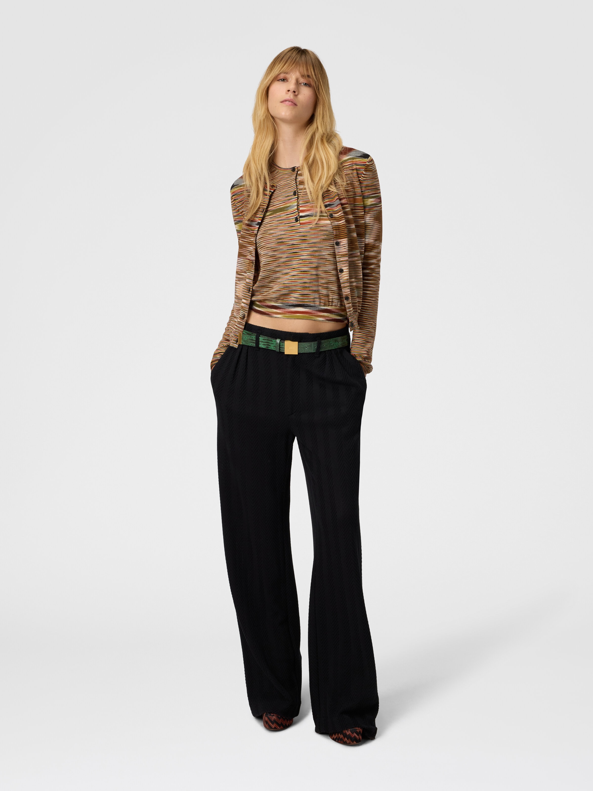 Short Crew Neck Cardigan in Smooth Flame Knit, Multicoloured  - 1