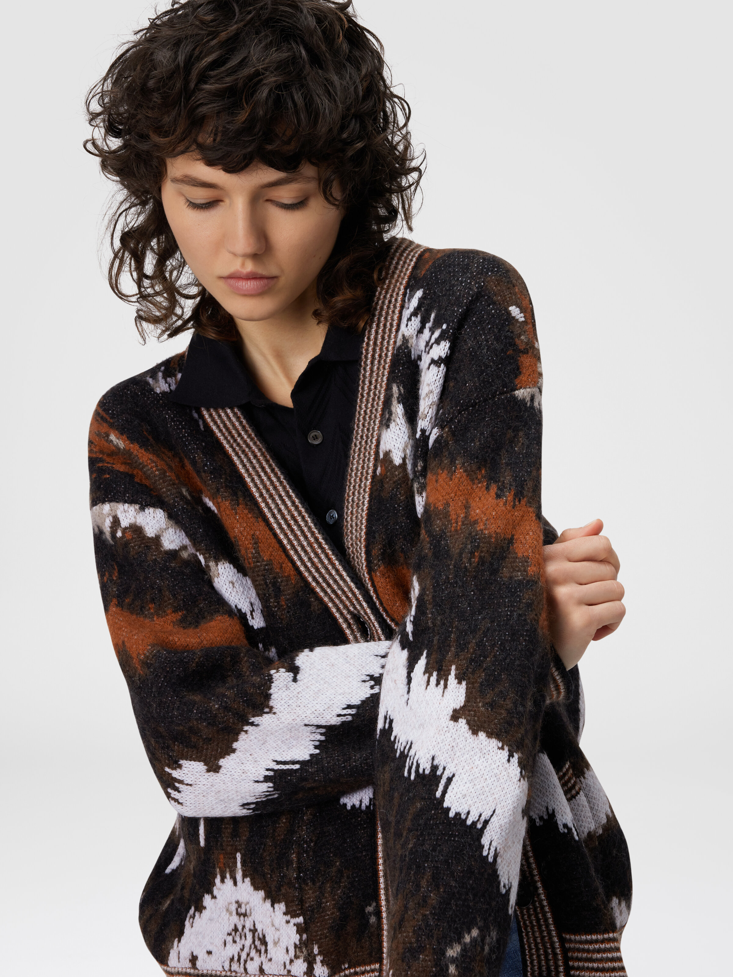 Oversized Cardigan in Tiger Pattern Knit, Rust & Black - 3