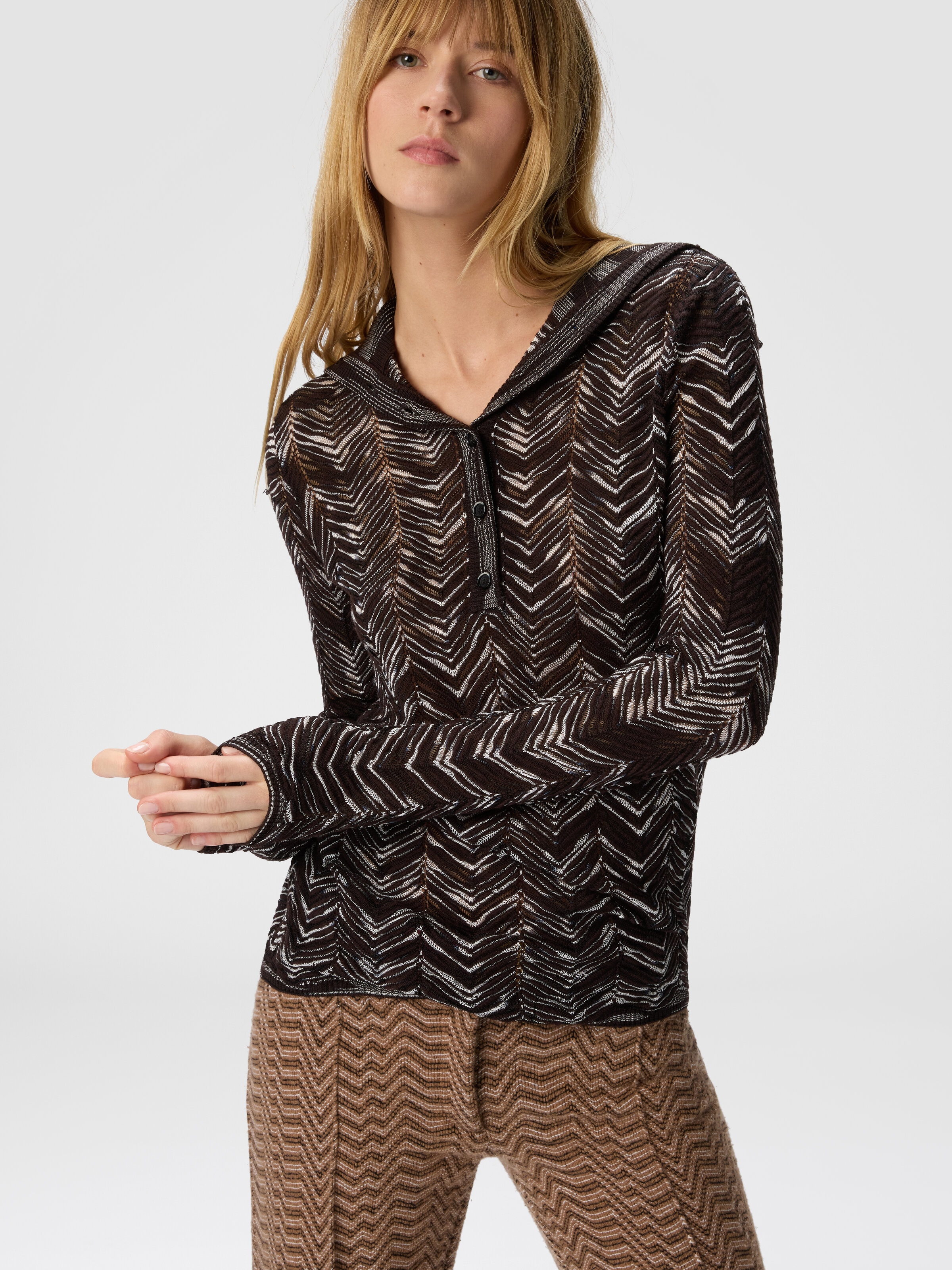 Pull col montant boutonné à motif chevron, Brun - 3