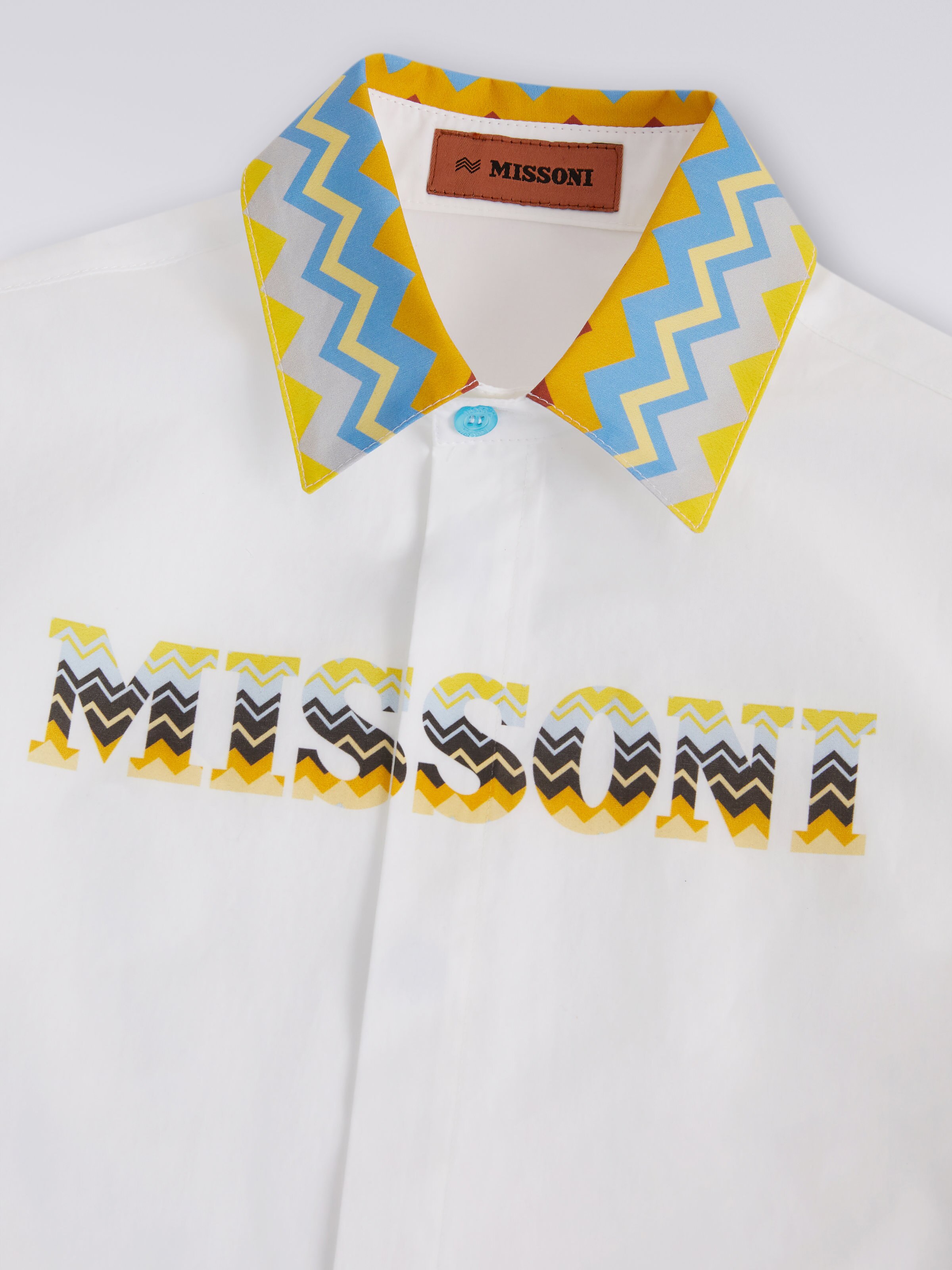 Kurzärmeliges Hemd mit kontrastierendem Kragen und Logo, Mehrfarbig  - 2