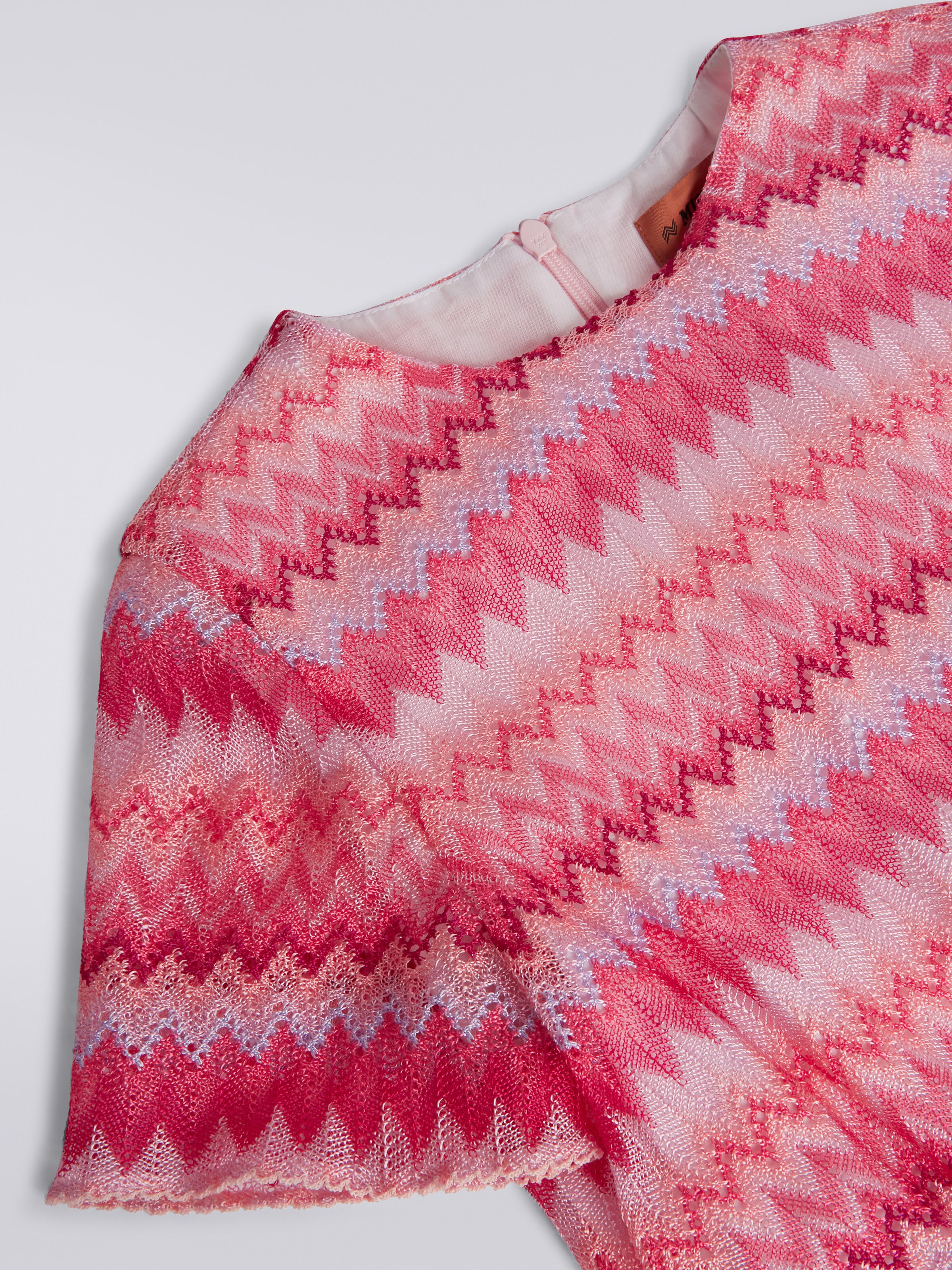 Viscose chevron T-shirt with ruffles, Pink   - 3