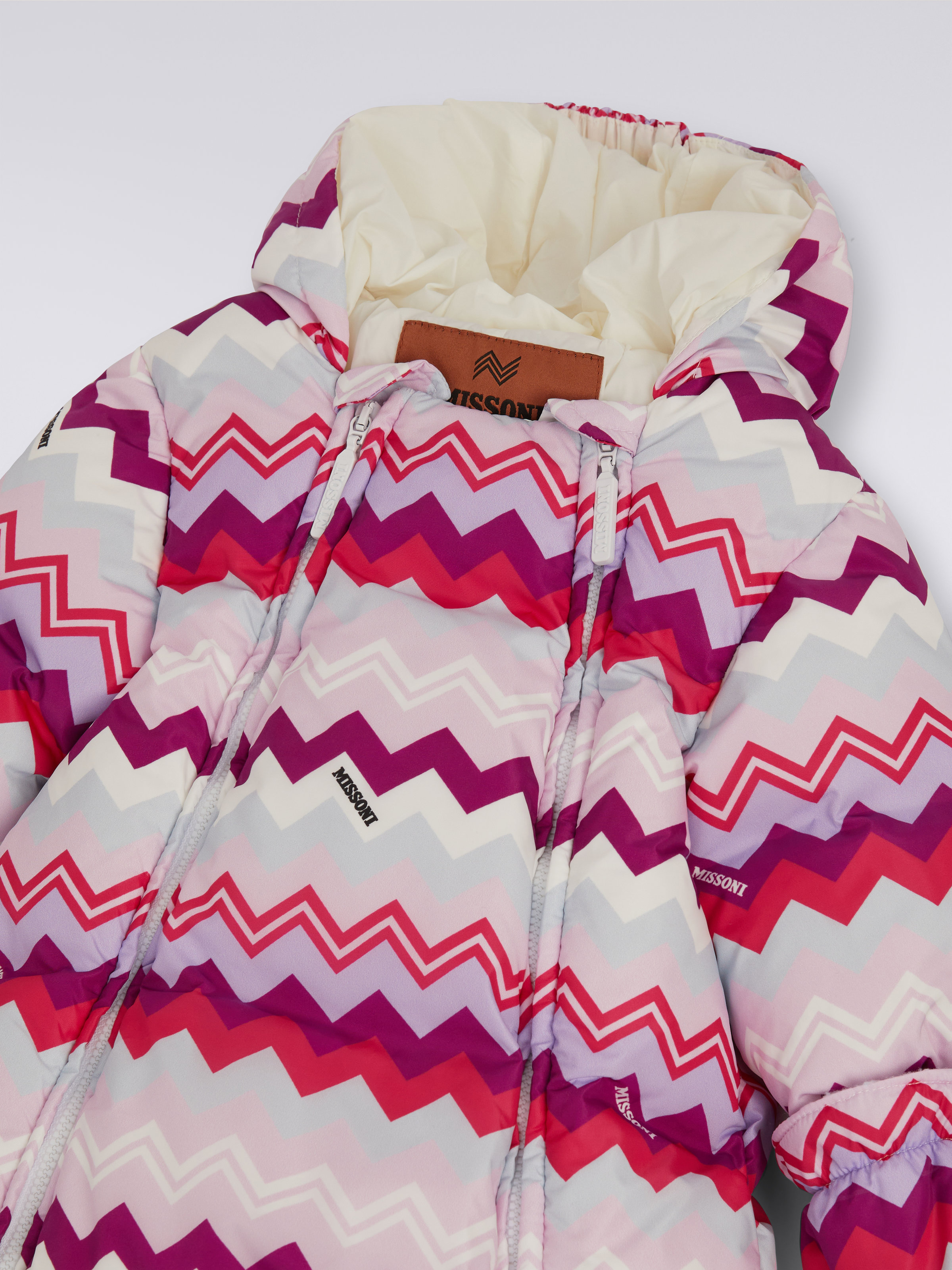 Ski suit in nylon with zigzag pattern, Multicoloured  - 2
