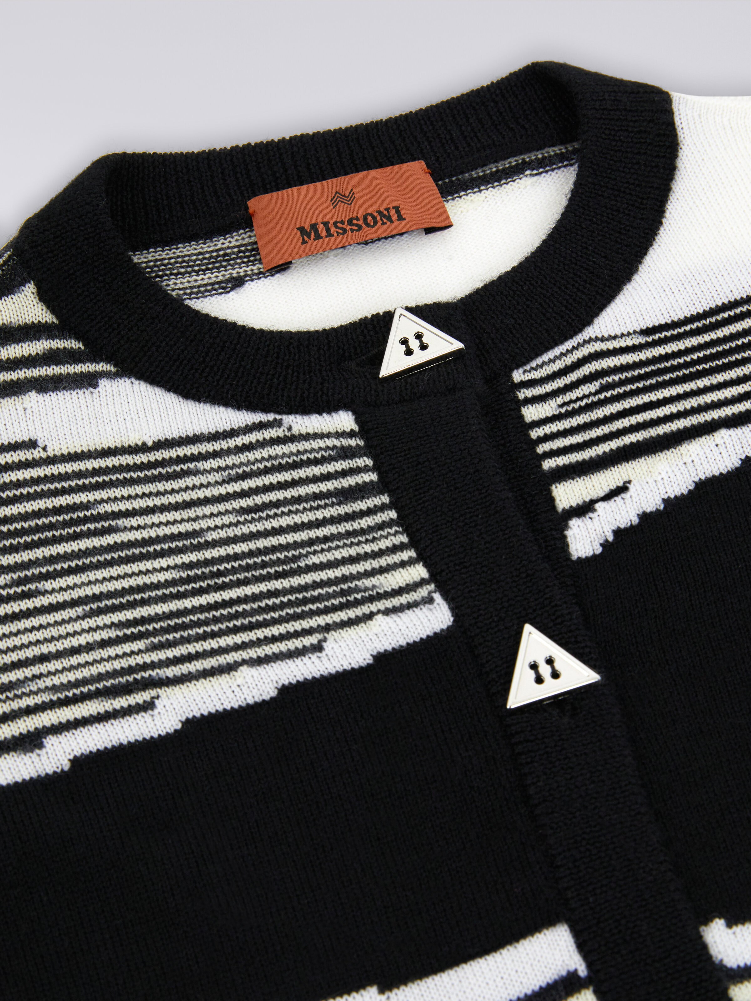 Strickjacke aus reiner Schurwolle, Weiß & Schwarz - 2