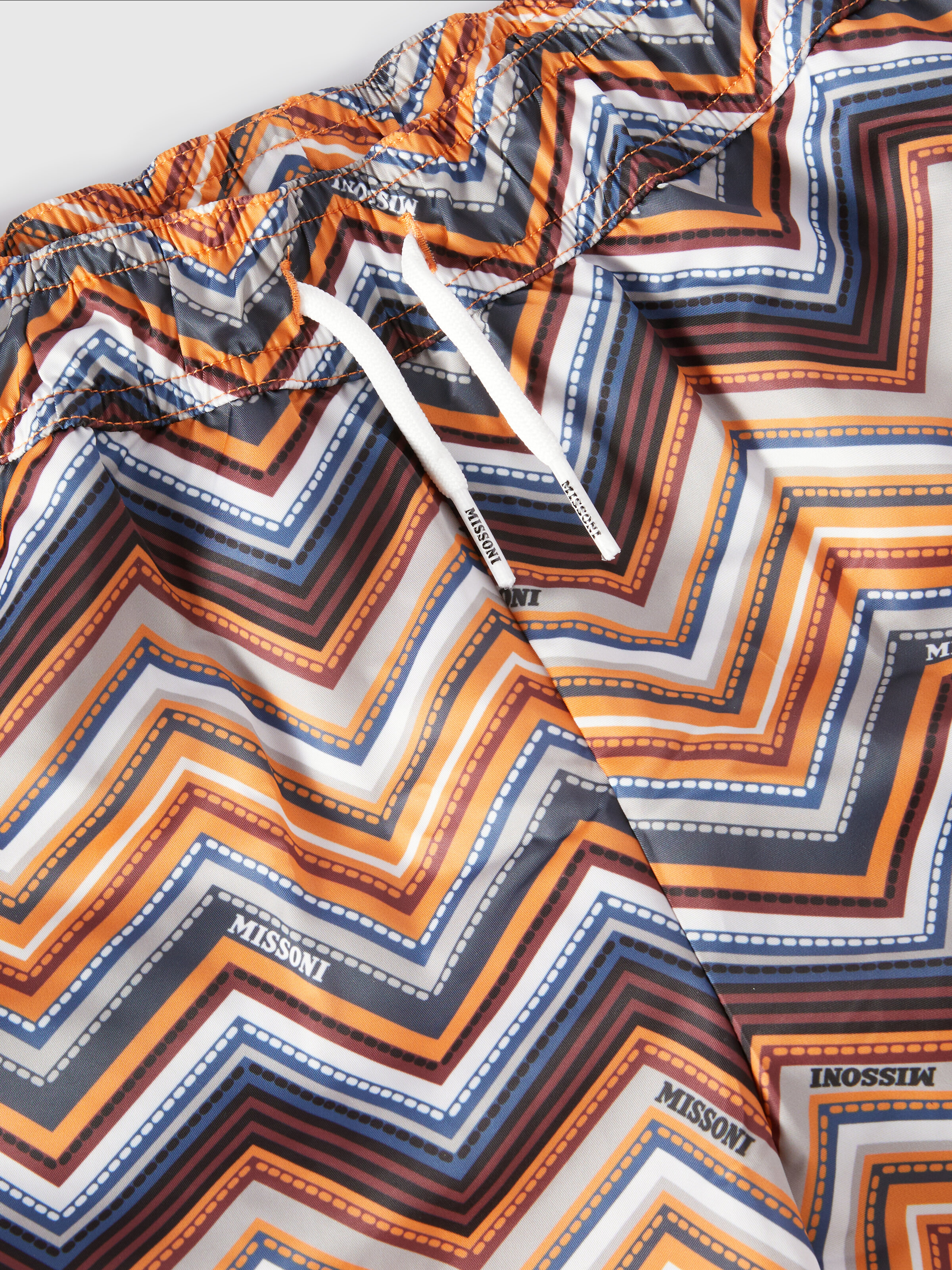 Swim shorts with zig zag print and logo, Pink   - 2
