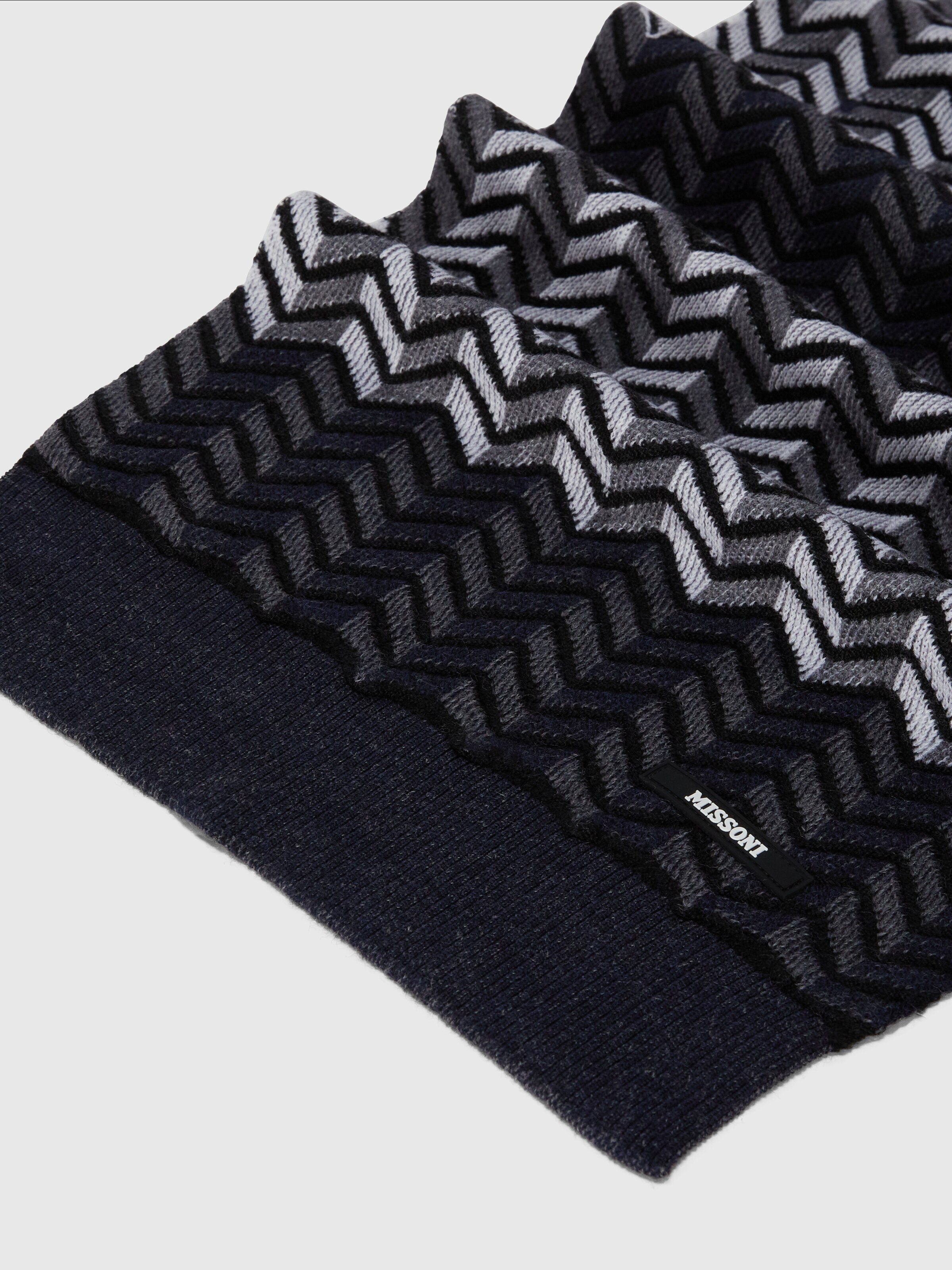 Zig zag virgin wool scarf with logo, Black & Grey - 1
