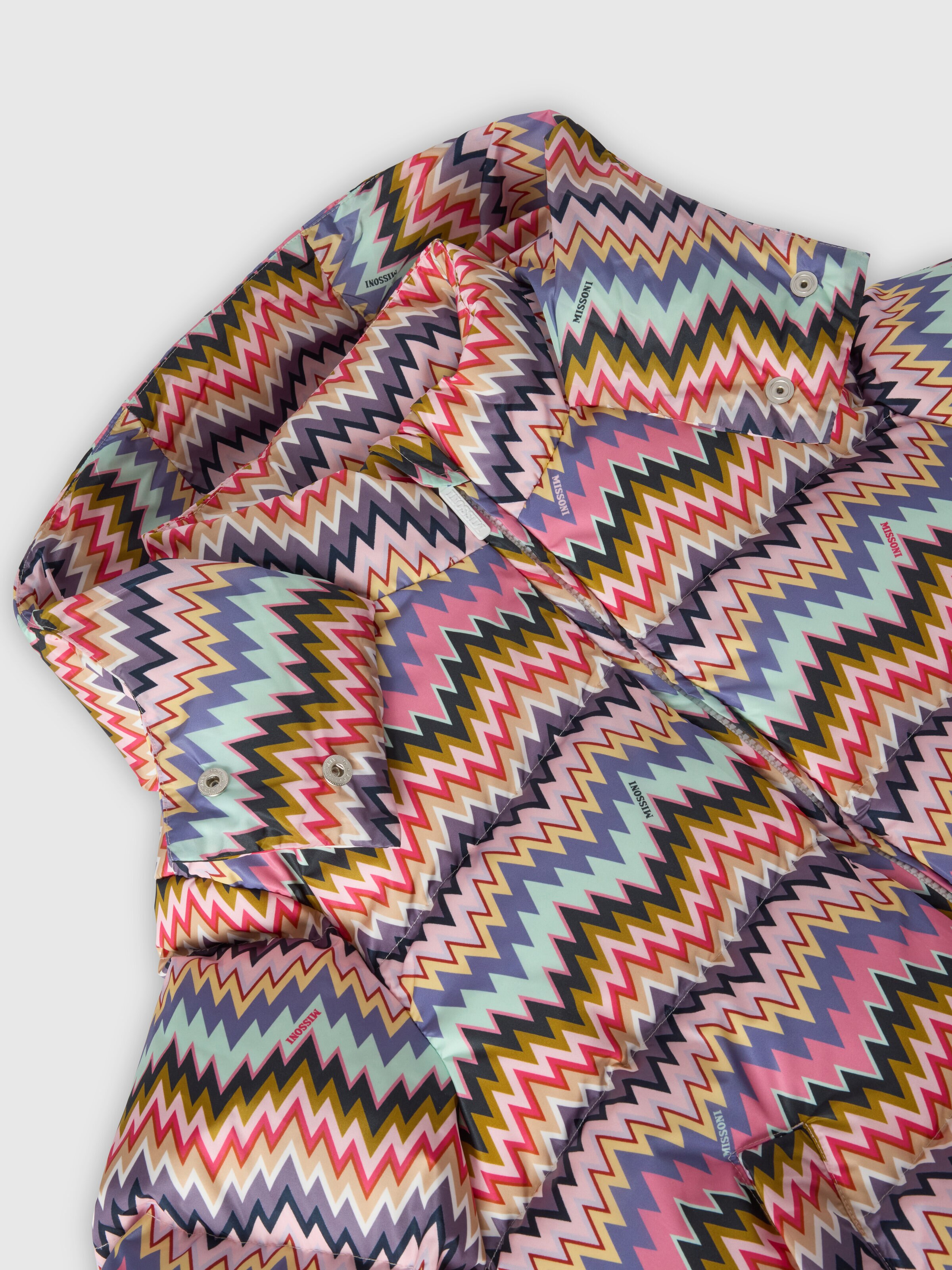 Zigzag-pattern hooded down jacket, Multicoloured  - 2