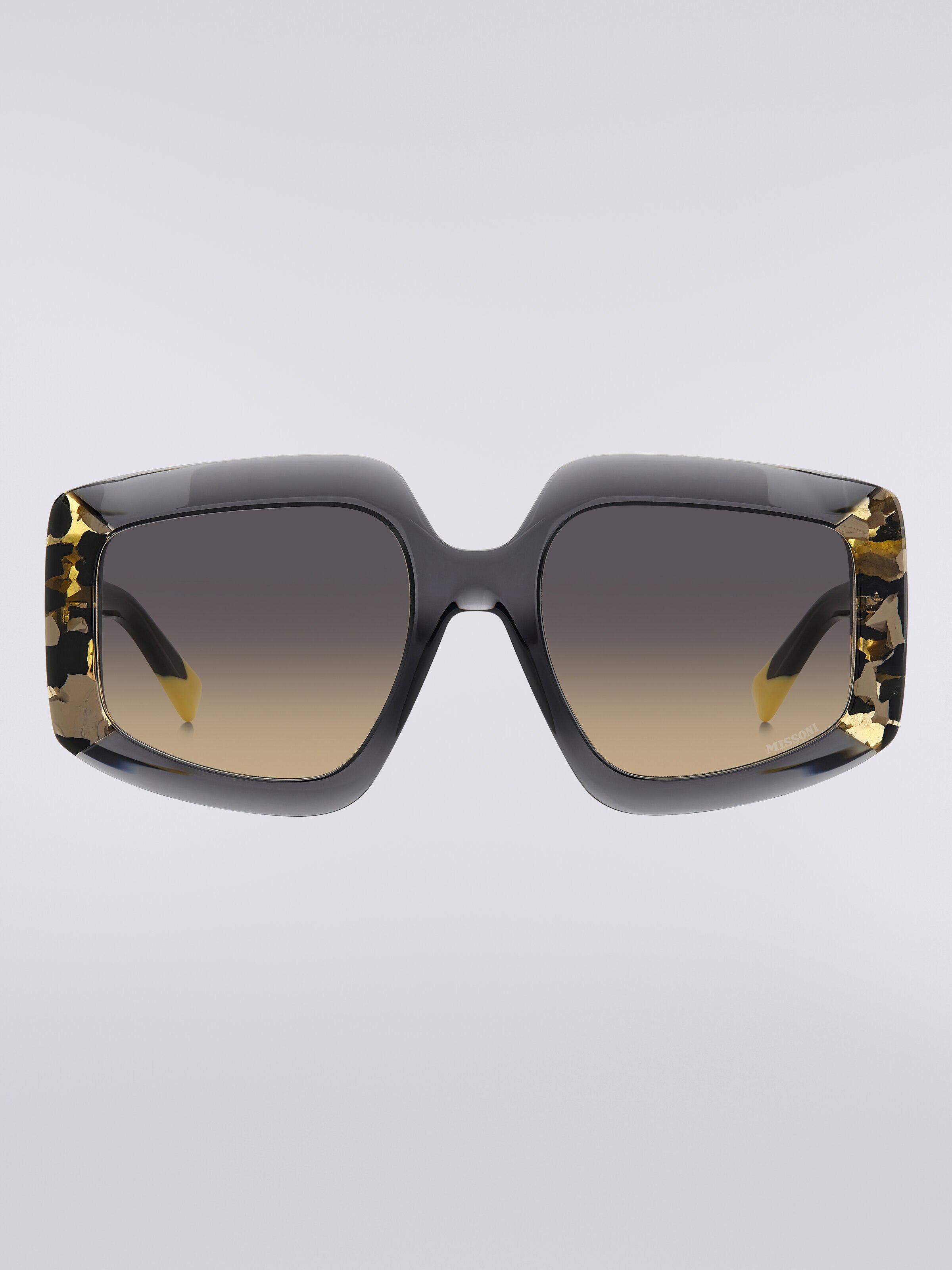 Squared sunglasses with triangle shaped metal trim , Multicoloured  - 0