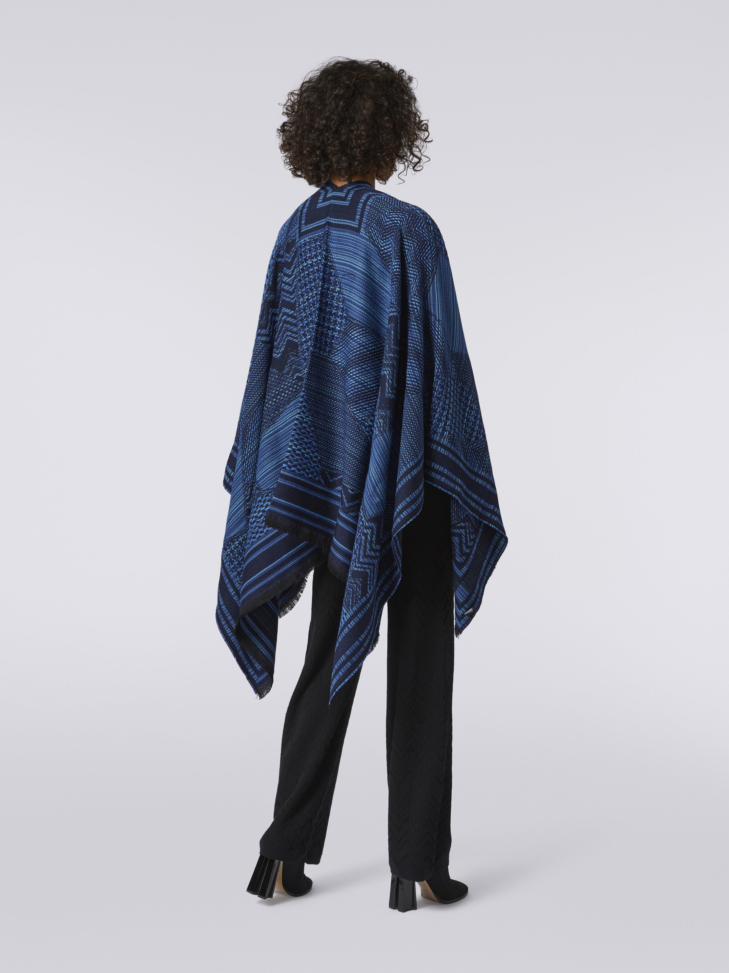Wool knit cape with multi-worked and frayed edges, Multicoloured  - 3