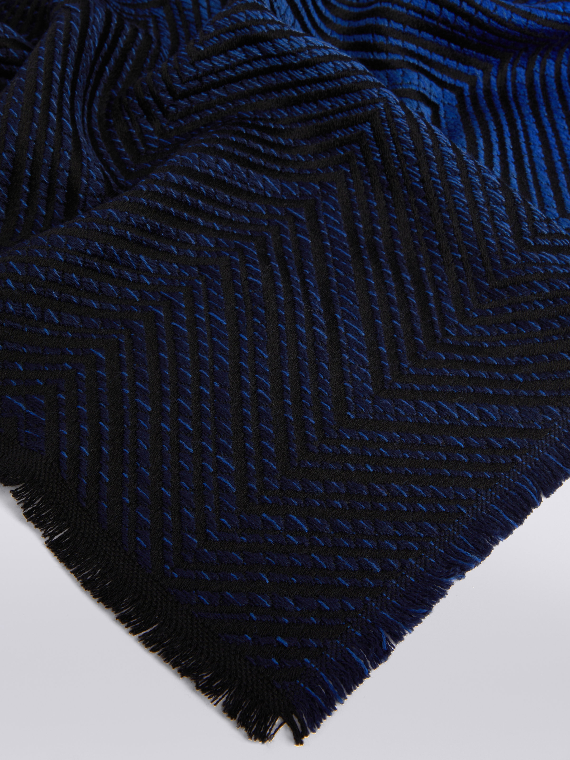 Wool chevron shawl with frayed edges, Multicoloured  - 1