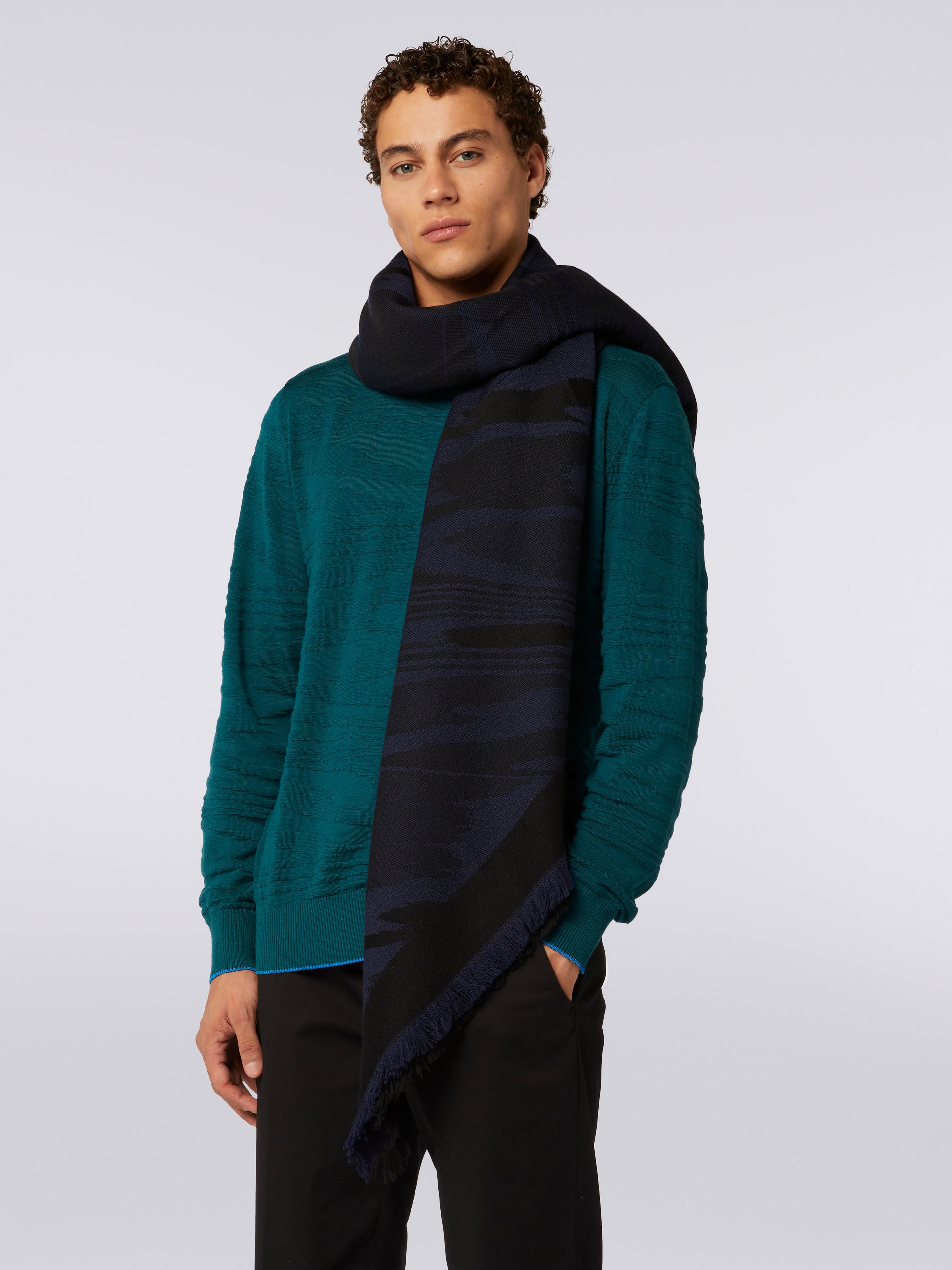 Scialle in lana fiammata con bordi sfrangiati, Multicolore  - 2
