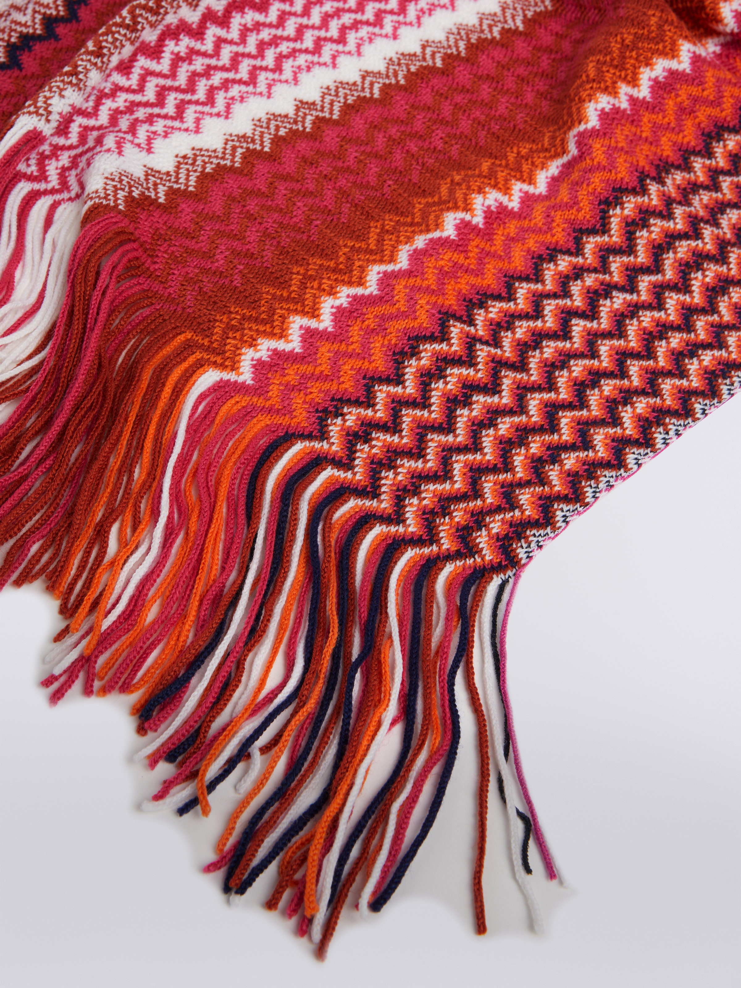 Écharpe en laine mélangée à zig zag avec franges, Multicolore  - 1