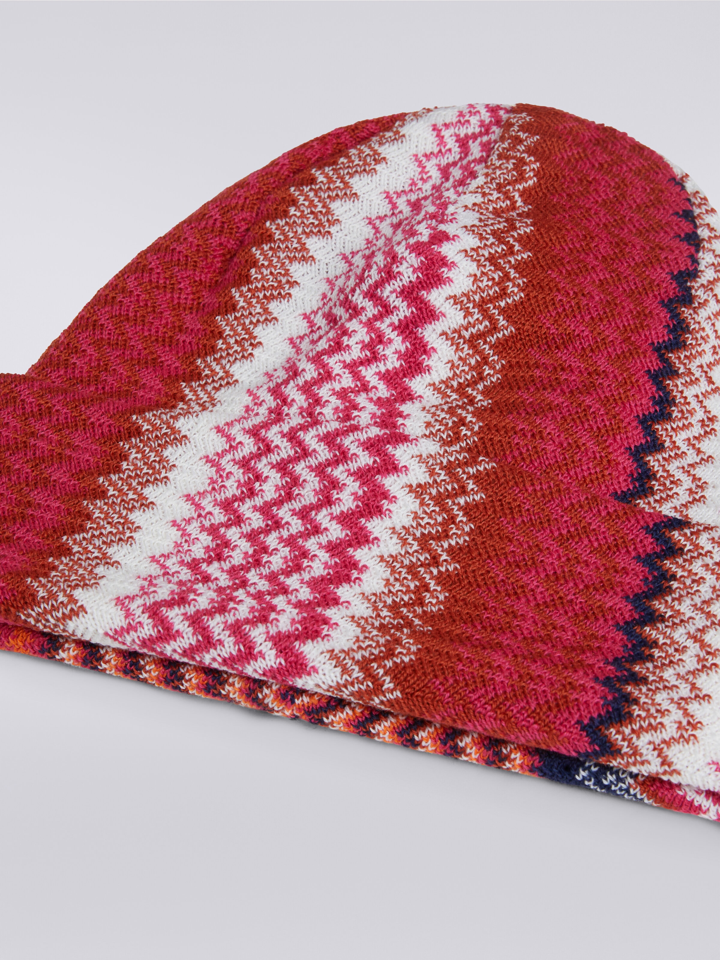 Gorro de mezcla de lana zigzag, Multicolor  - 1