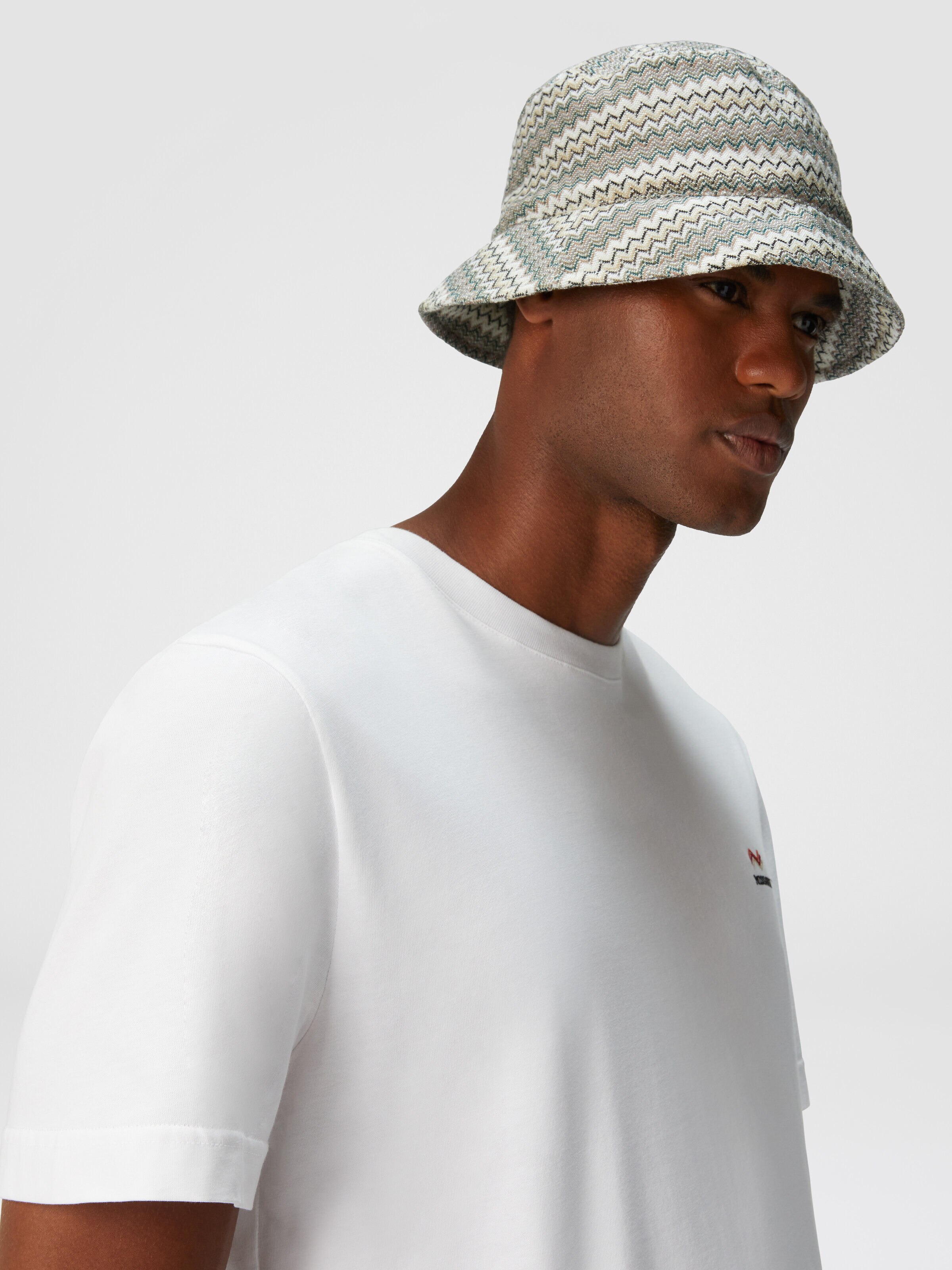 Bucket hat in viscose and cotton with zigzag pattern, Multicoloured  - 2