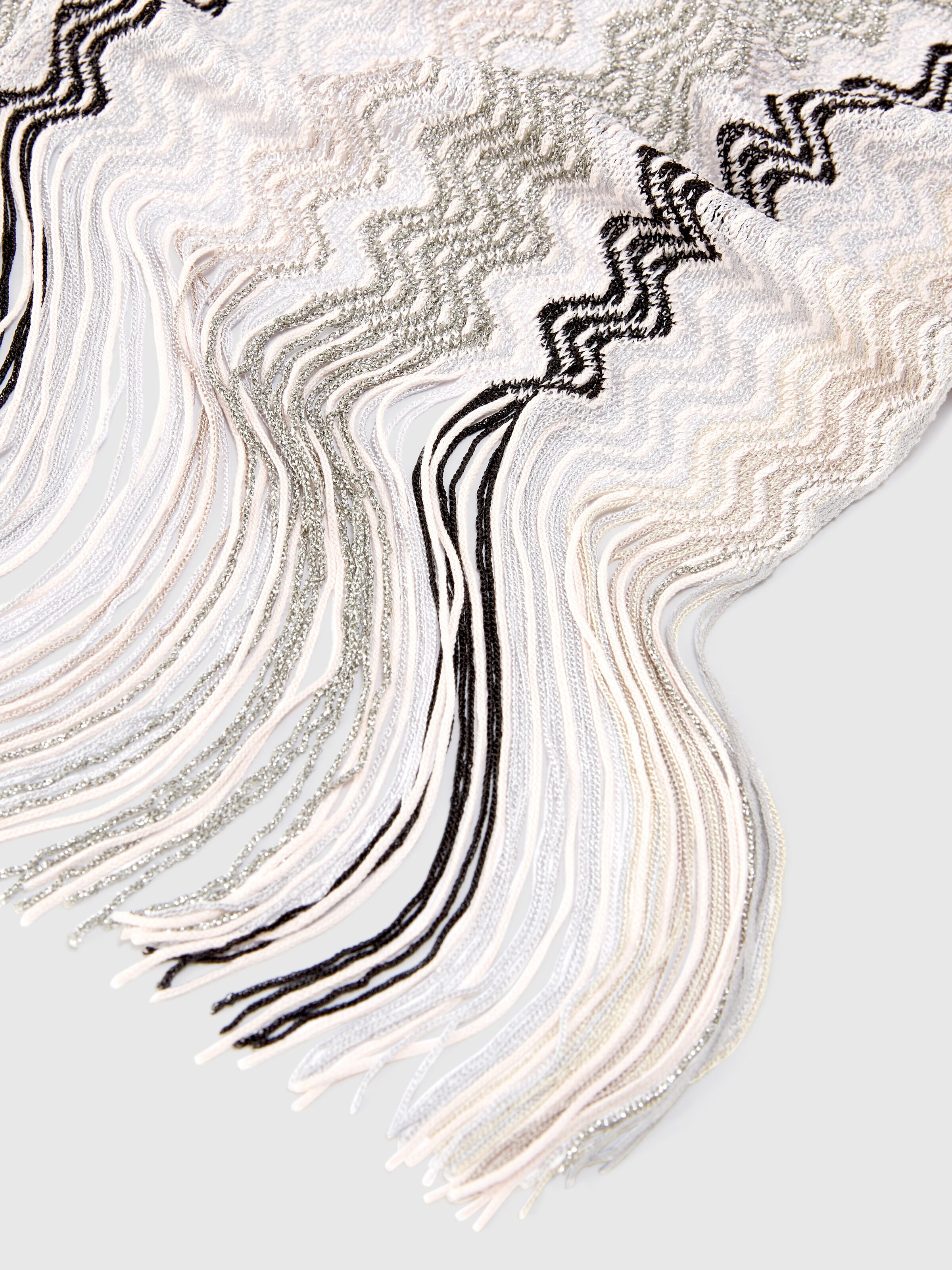 Scarf in viscose blend with wave pattern and fringes, Multicoloured  - 1