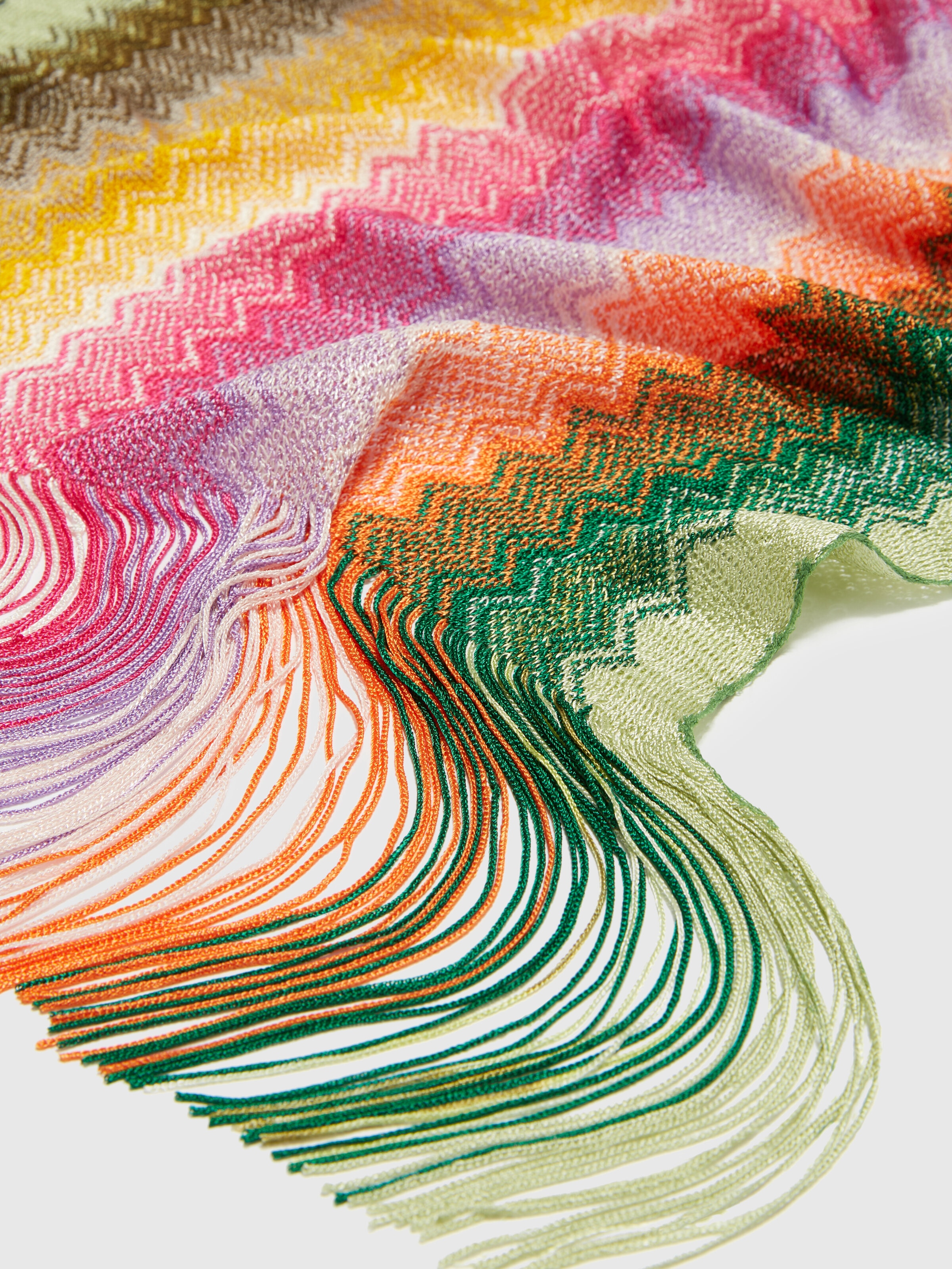 Viscose chevron knit scarf with fringes, Multicoloured  - 1