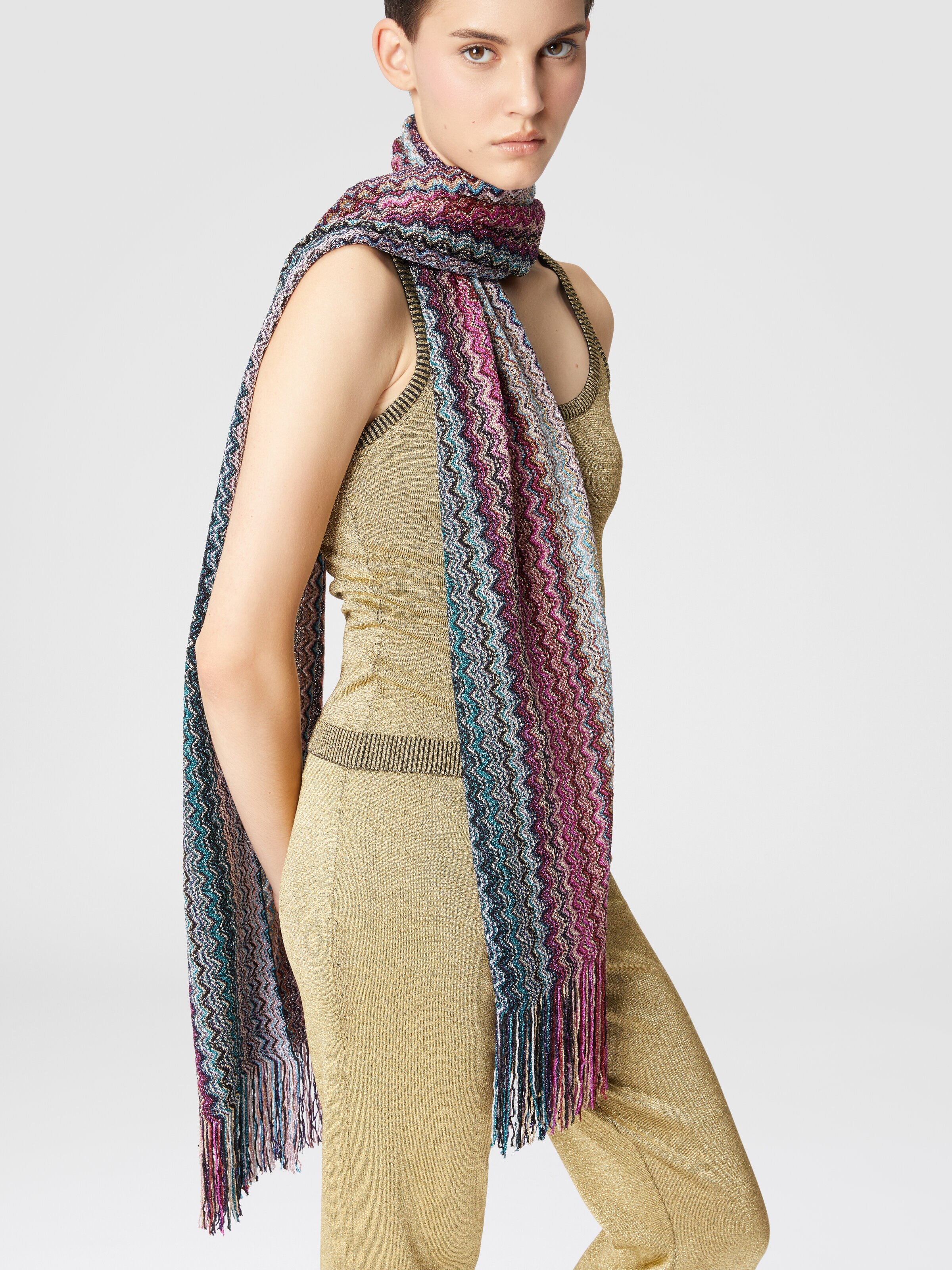 Viscose-blend scarf with fringes, Multicoloured  - 2