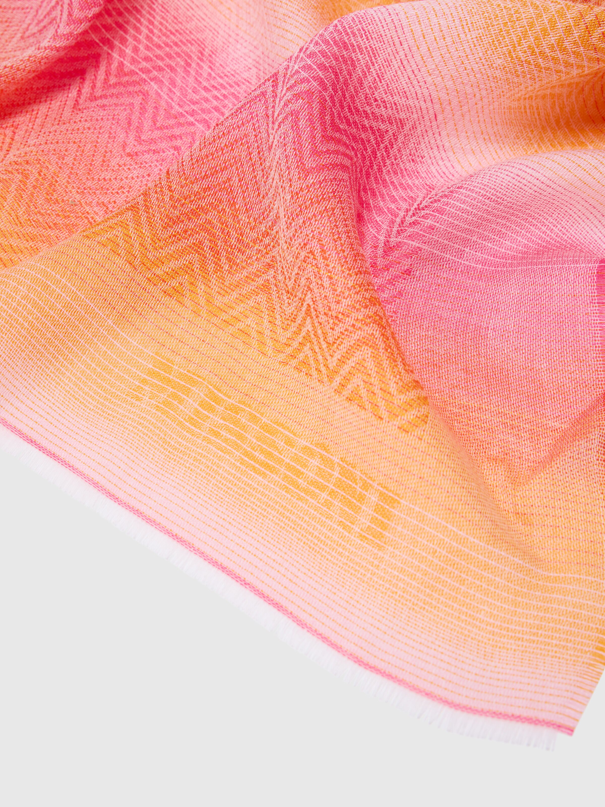 Viscose blend scarf with zigzag pattern, Multicoloured  - 1